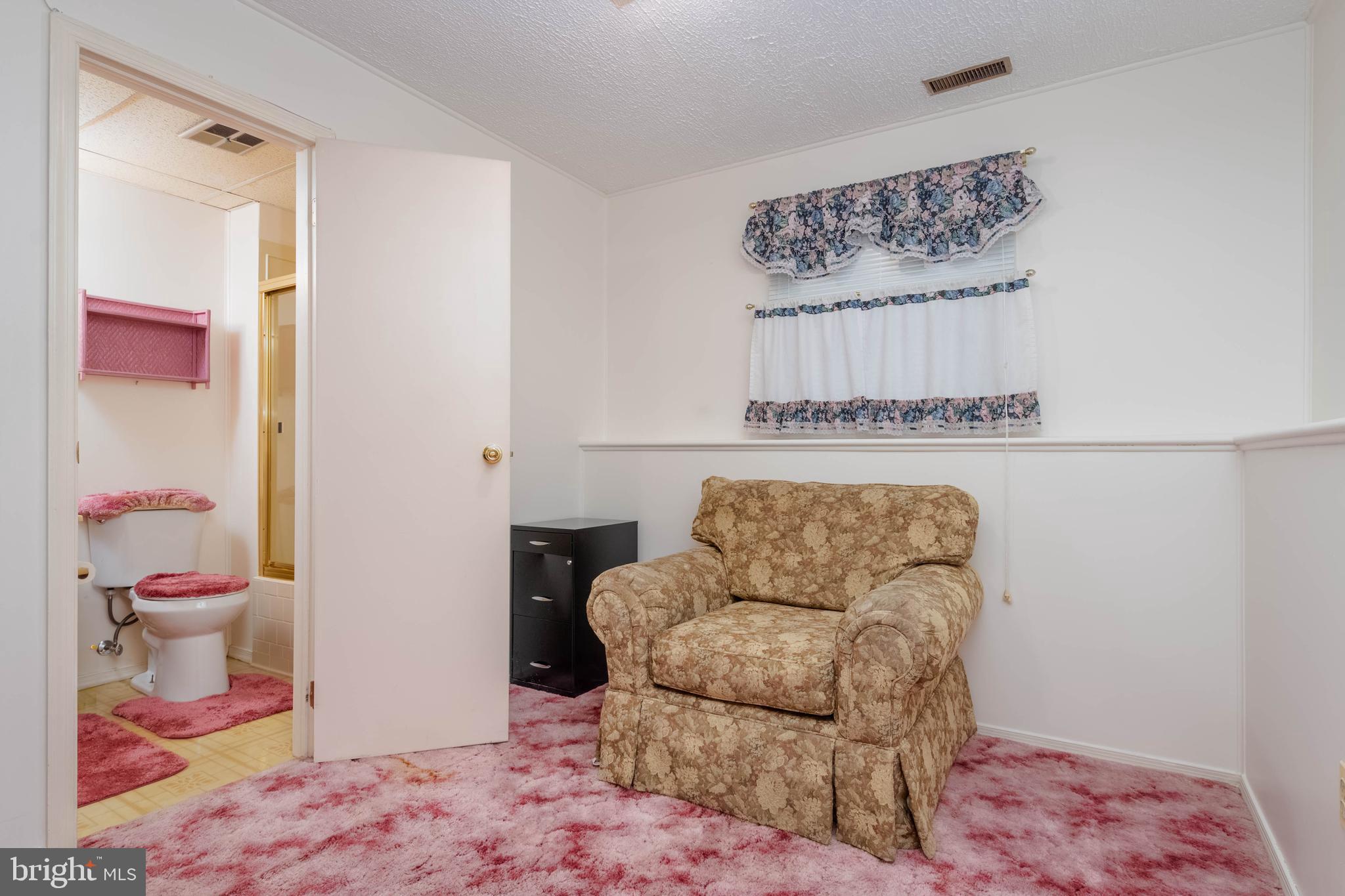 WOODBRIDGE CENTER - Residential