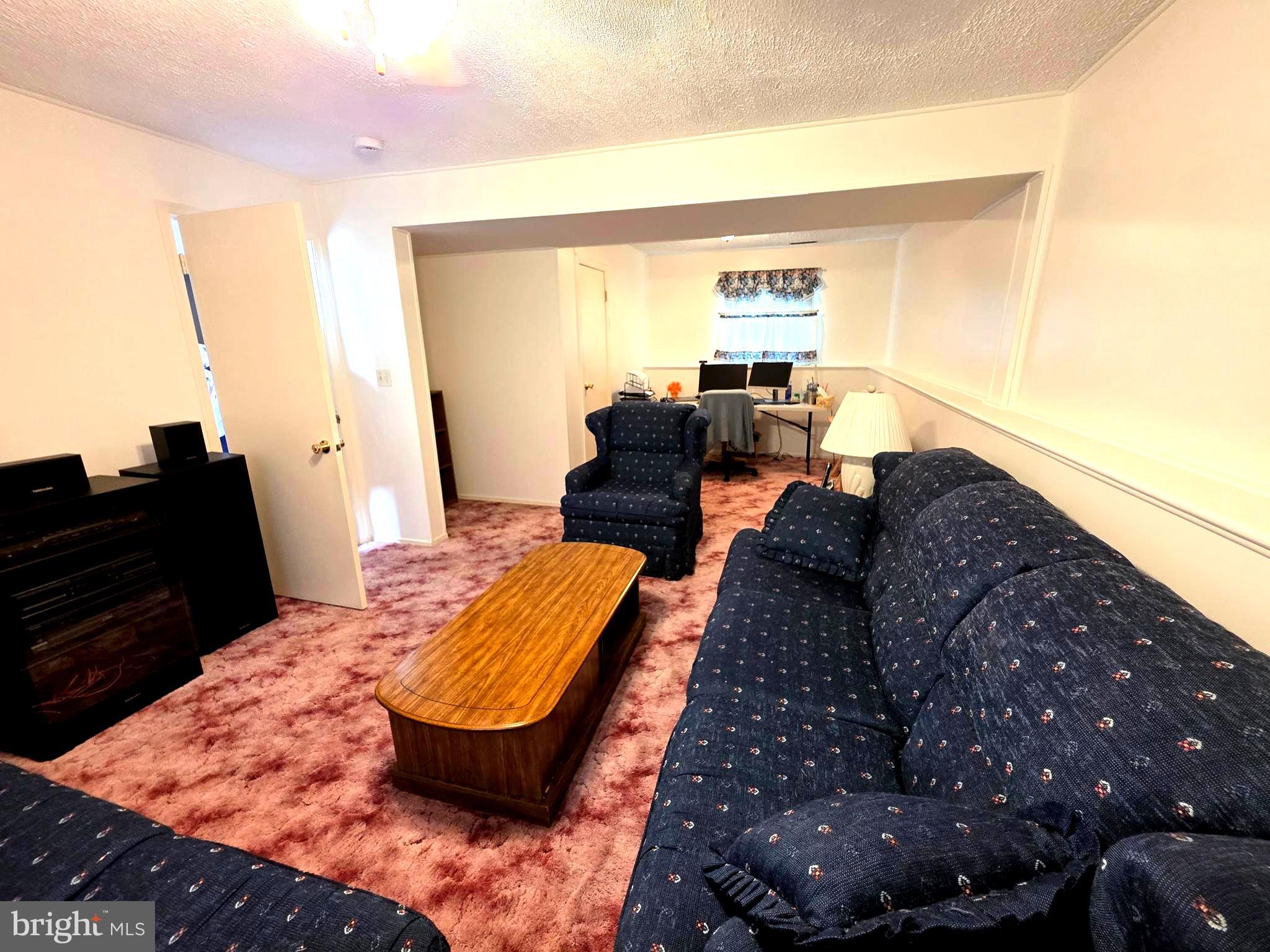 WOODBRIDGE CENTER - Residential