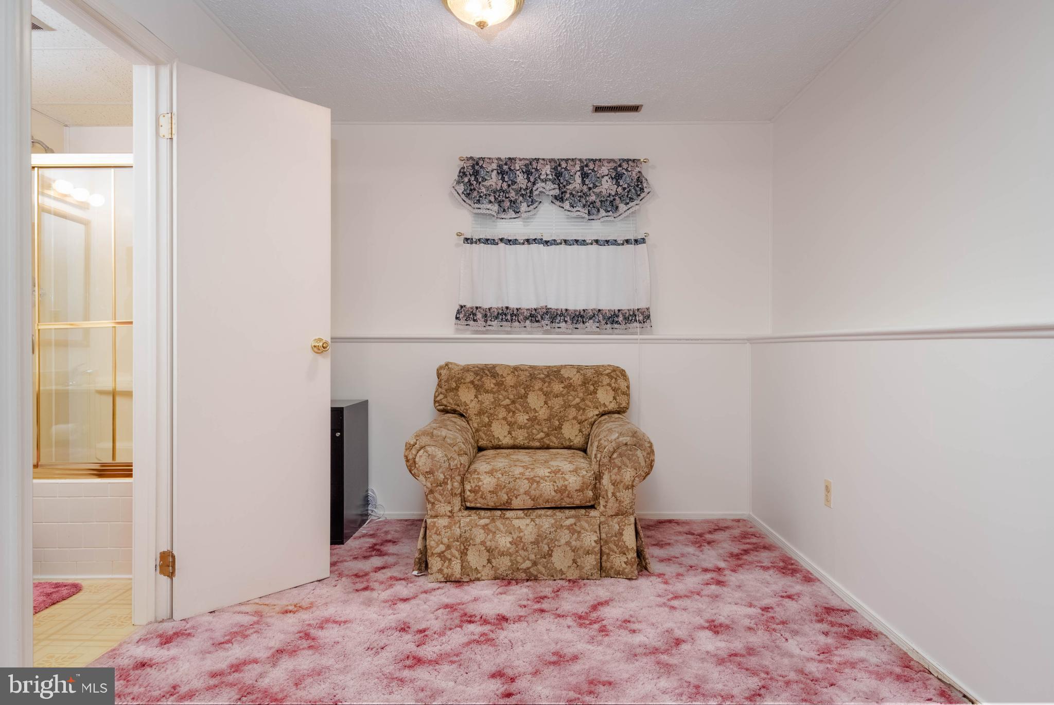 WOODBRIDGE CENTER - Residential