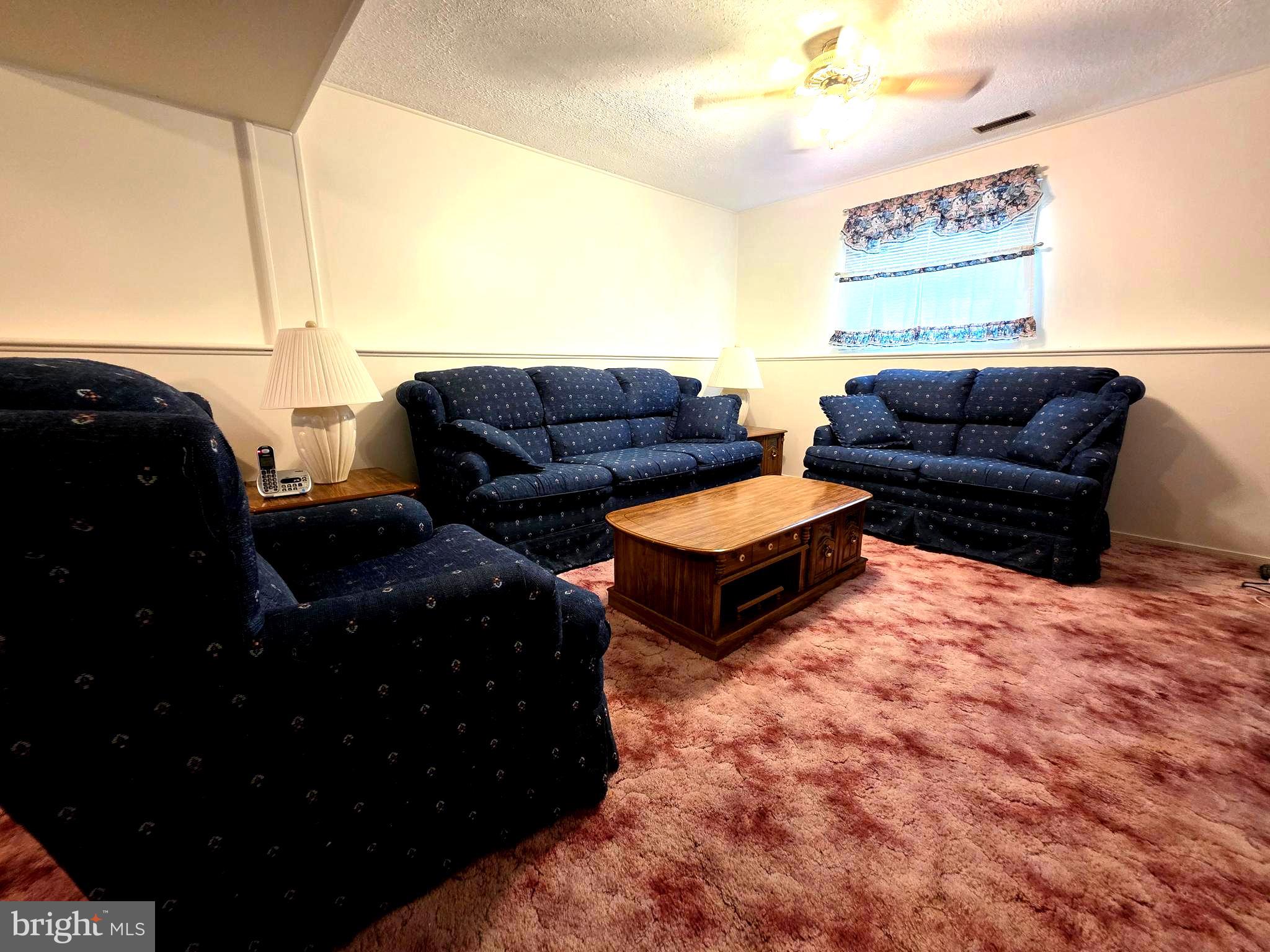 WOODBRIDGE CENTER - Residential