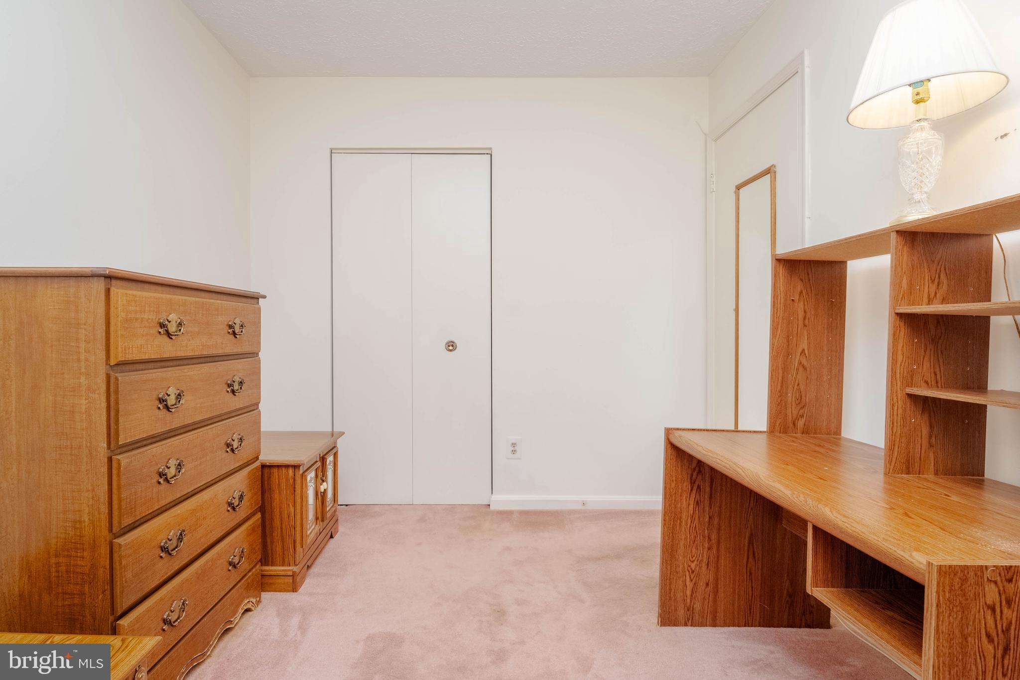 WOODBRIDGE CENTER - Residential