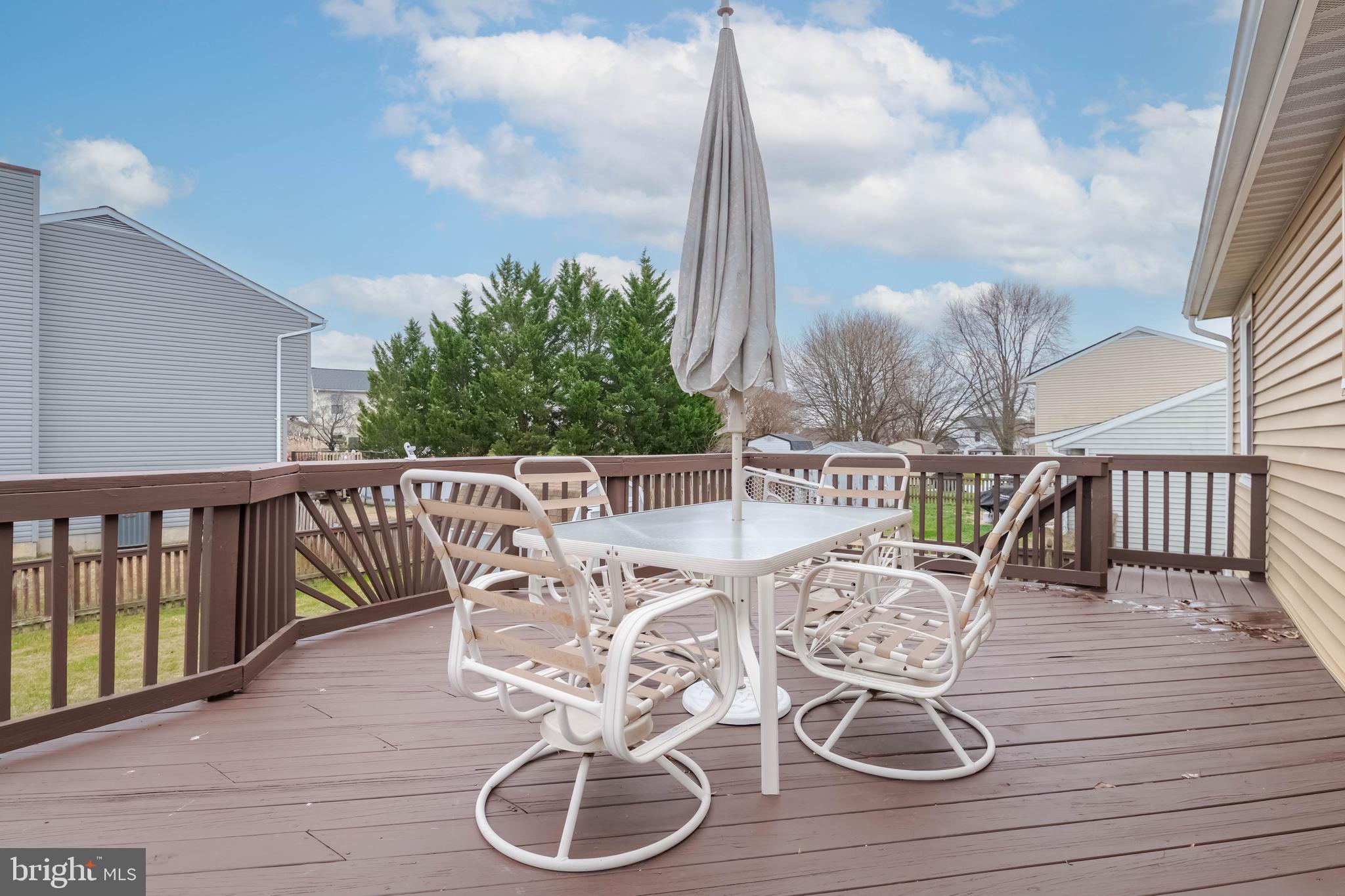 WOODBRIDGE CENTER - Residential