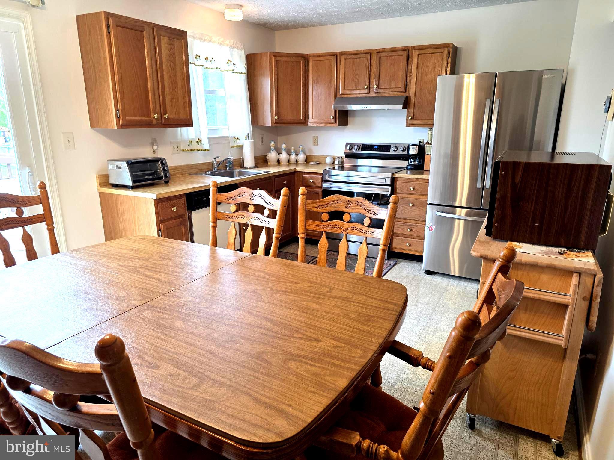 WOODBRIDGE CENTER - Residential