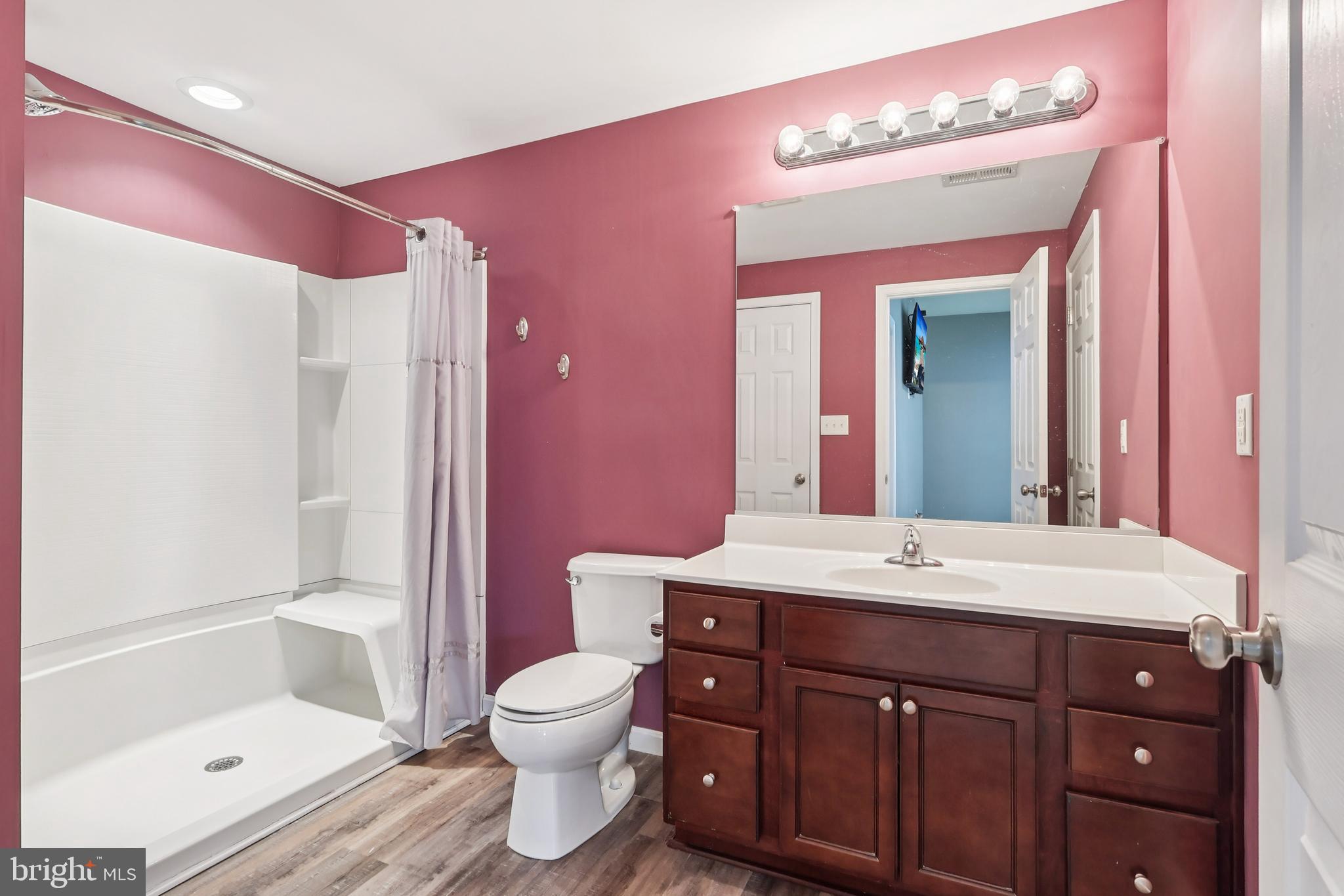 GLENWOOD ESTATES - Residential