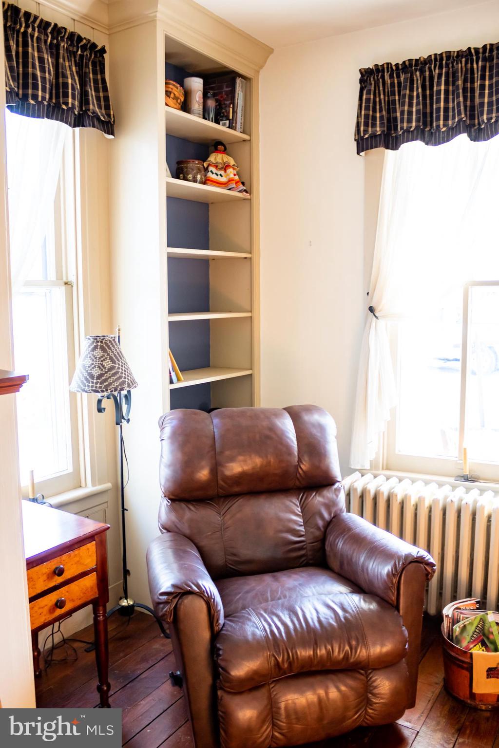 UNIONTOWN - Residential