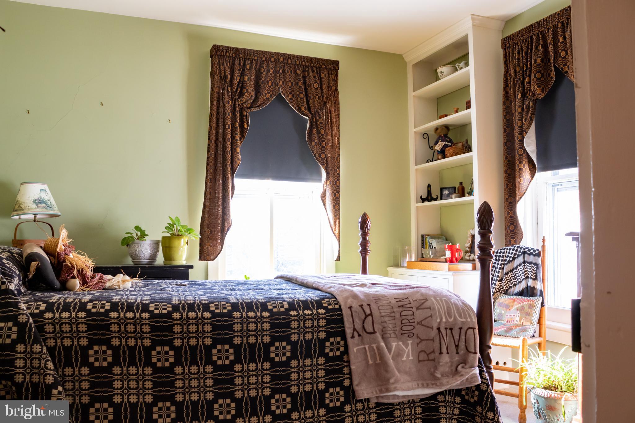 UNIONTOWN - Residential