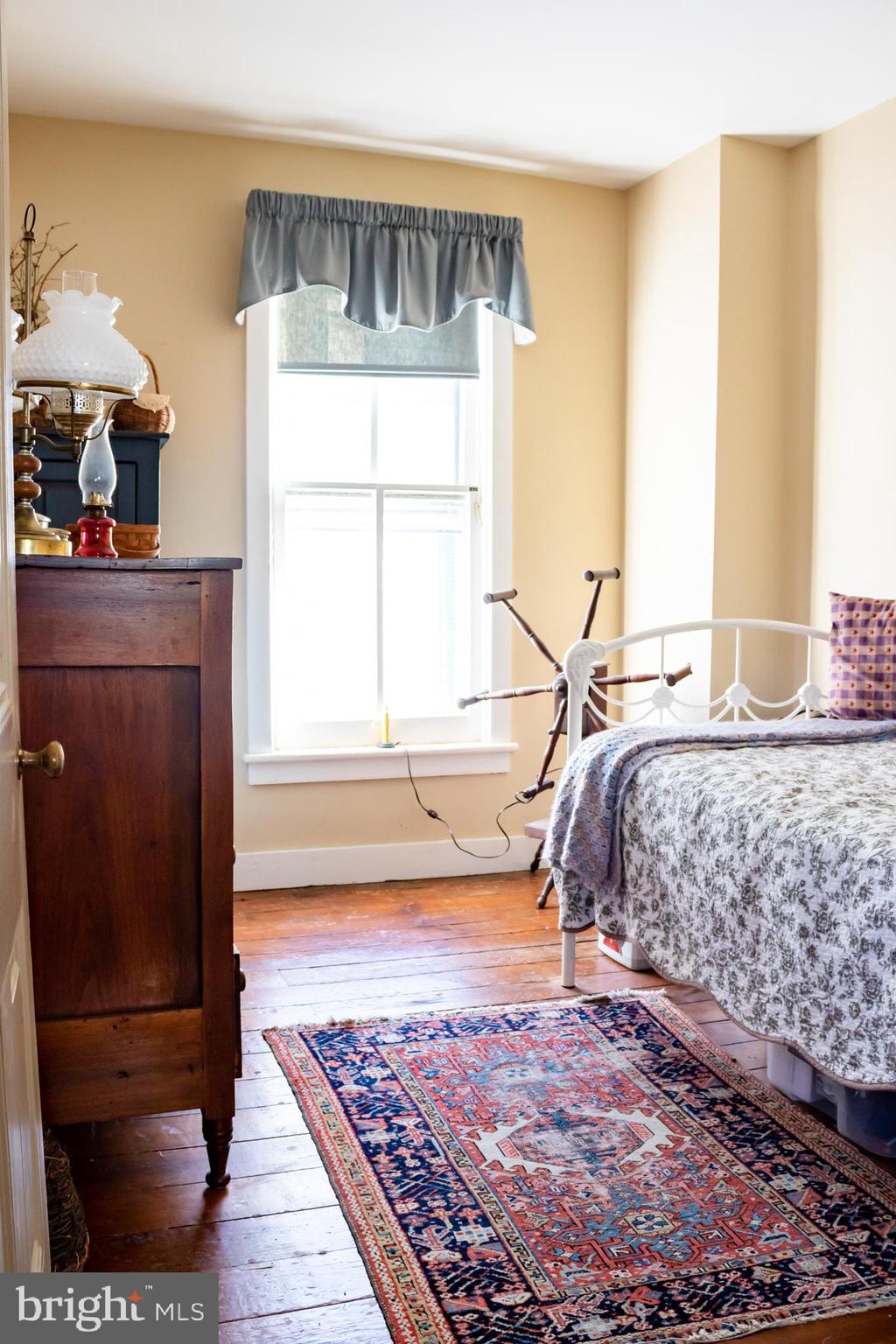 UNIONTOWN - Residential