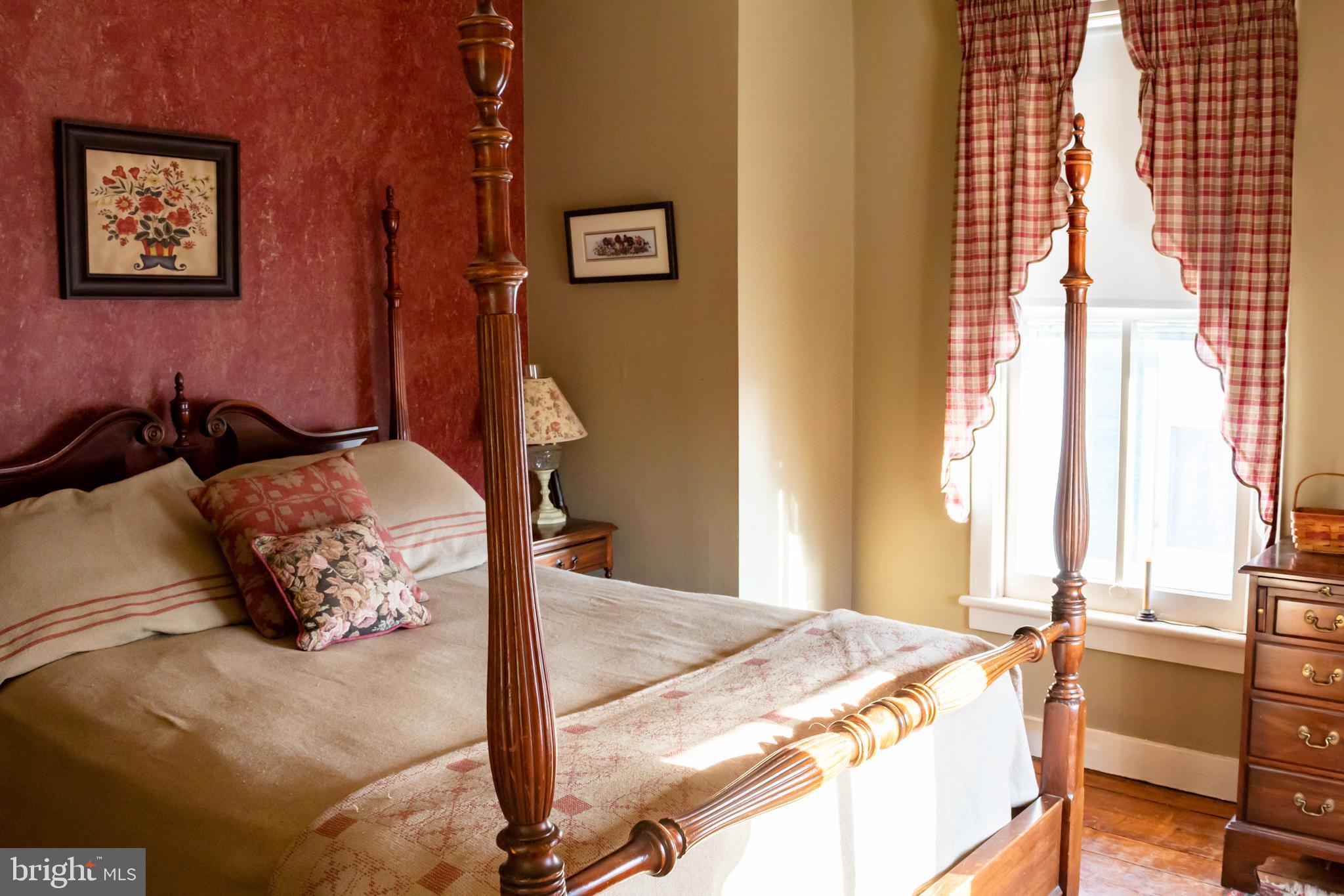 UNIONTOWN - Residential