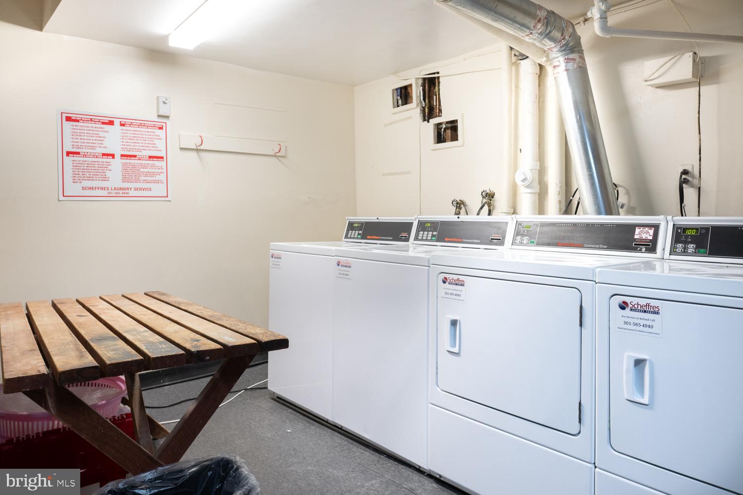 MCLEAN HILLS - Residential Lease