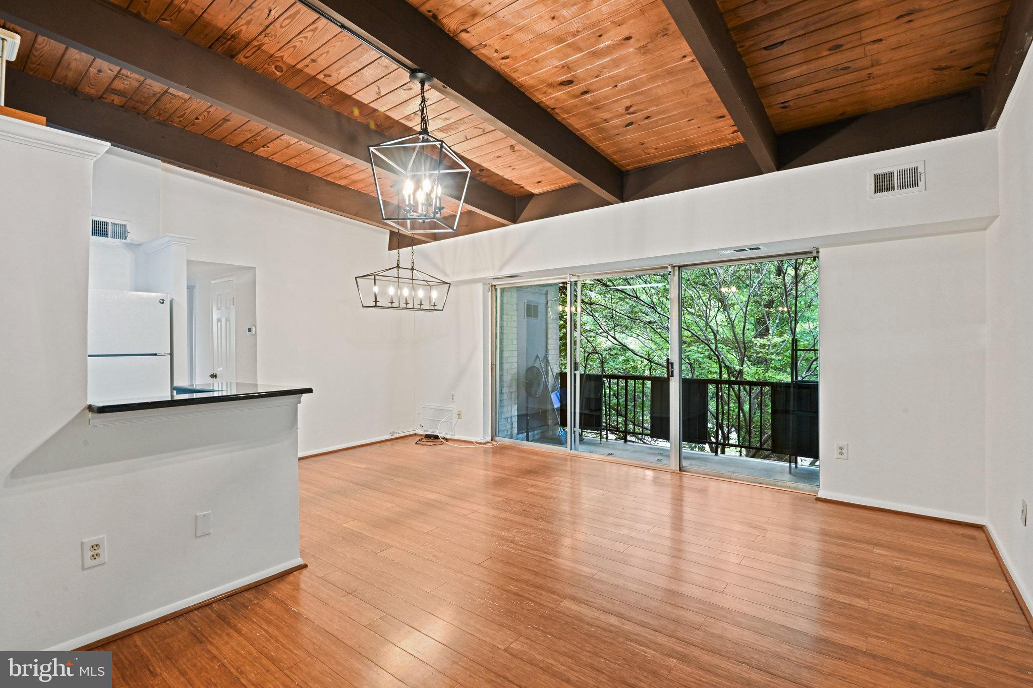 MCLEAN HILLS - Residential Lease