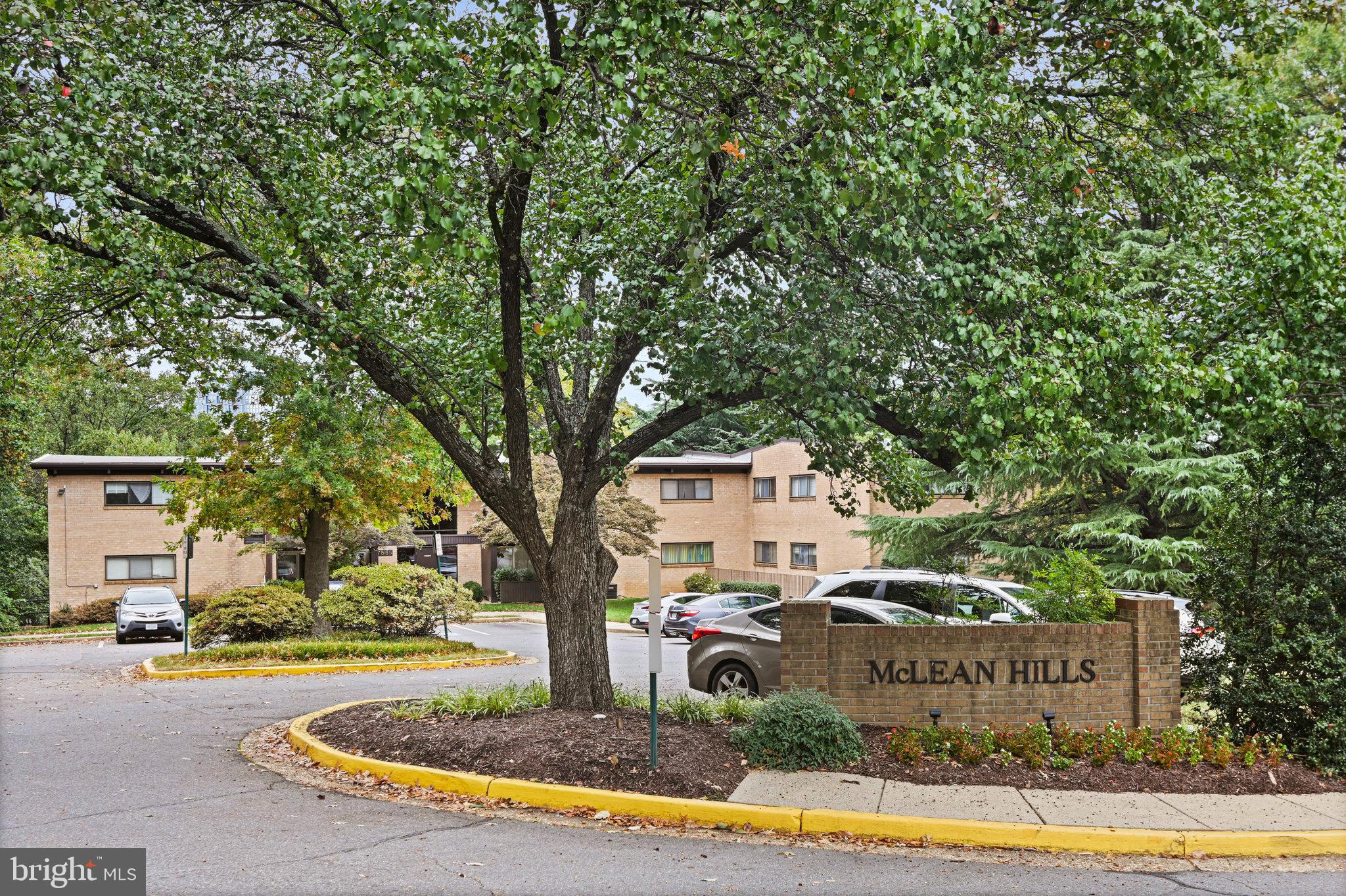 MCLEAN HILLS - Residential Lease