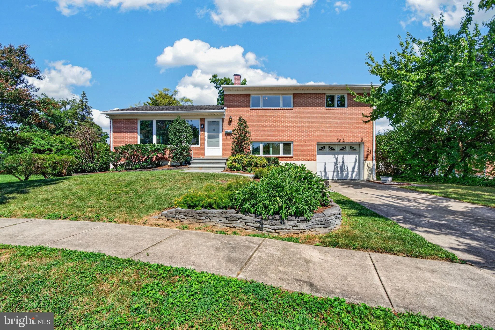 4 Pickett Garth, Lutherville Timonium, MD, 21093