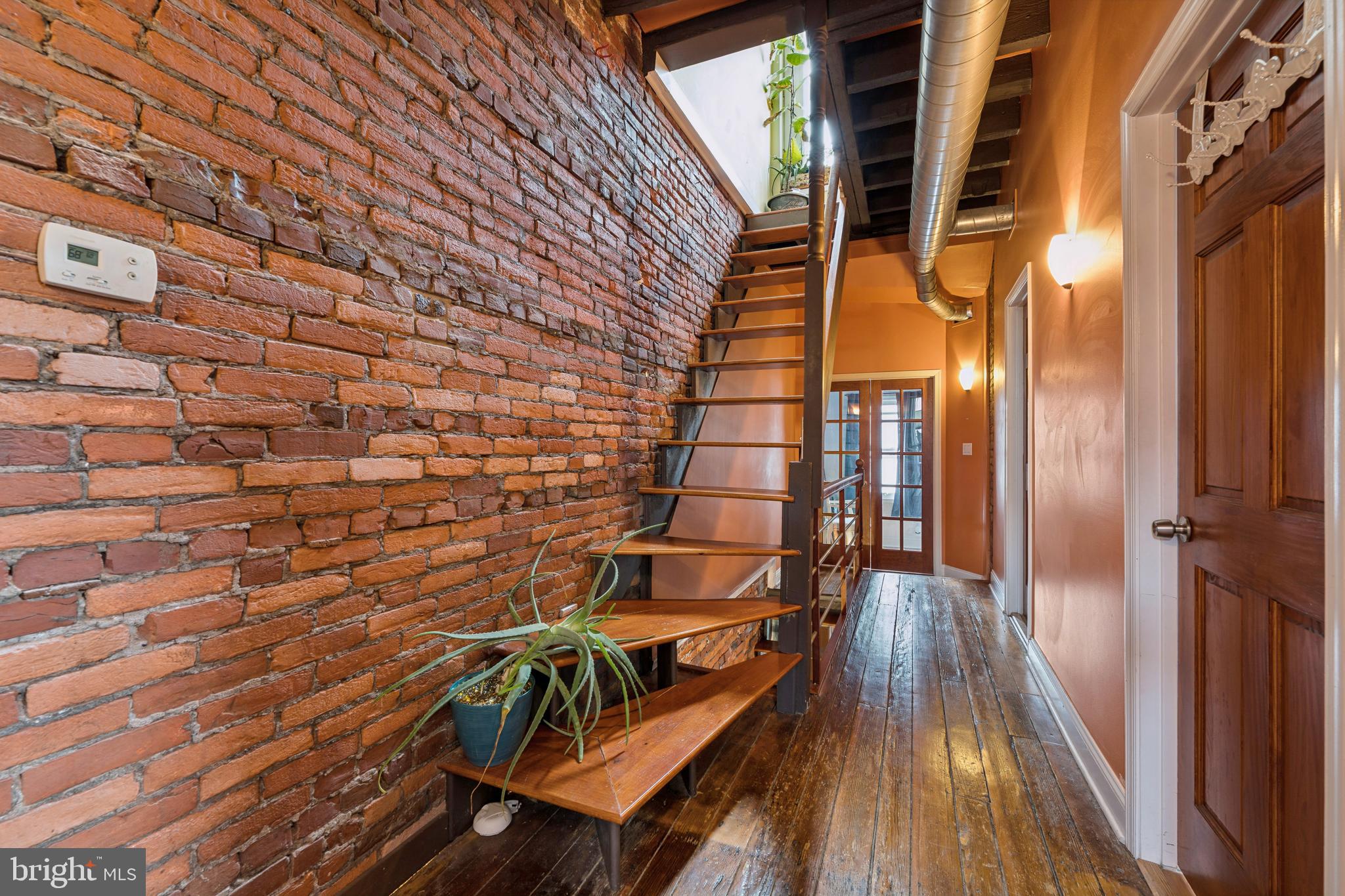 FAIRMOUNT - Residential