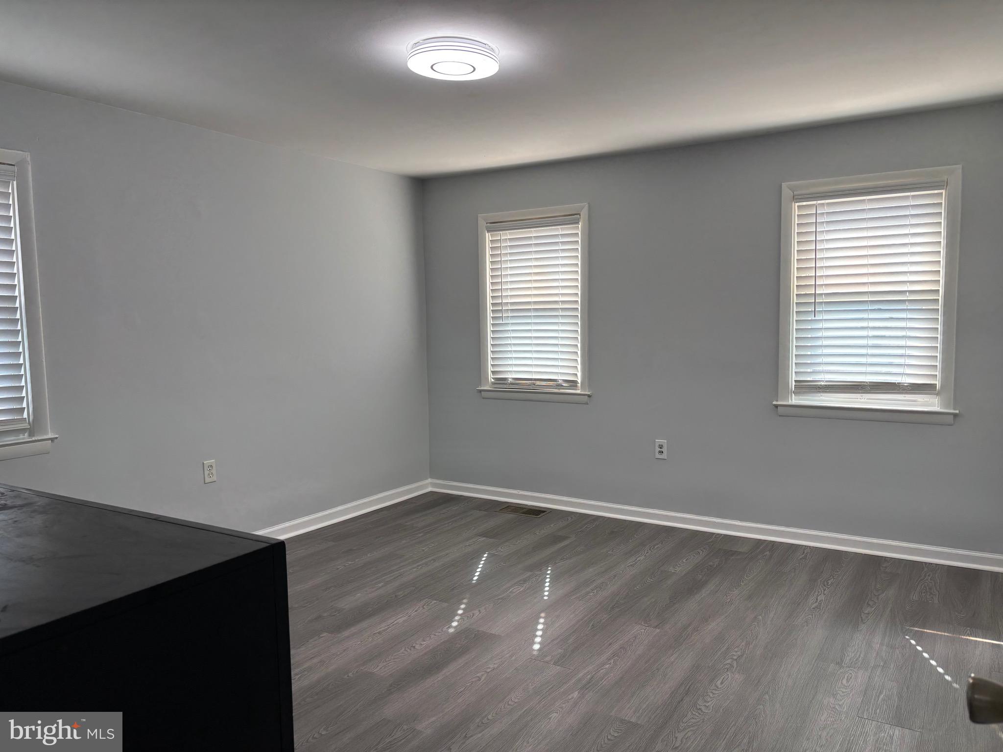 RIDLEY PARK - Residential