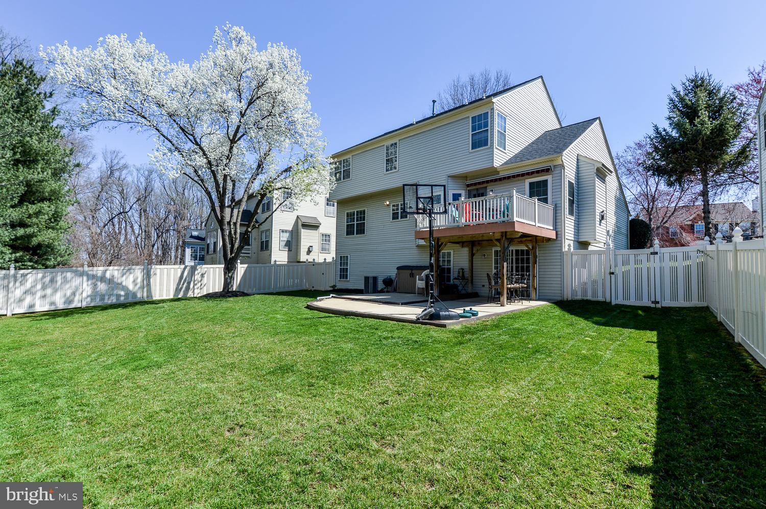 ARBOR PARK - Residential