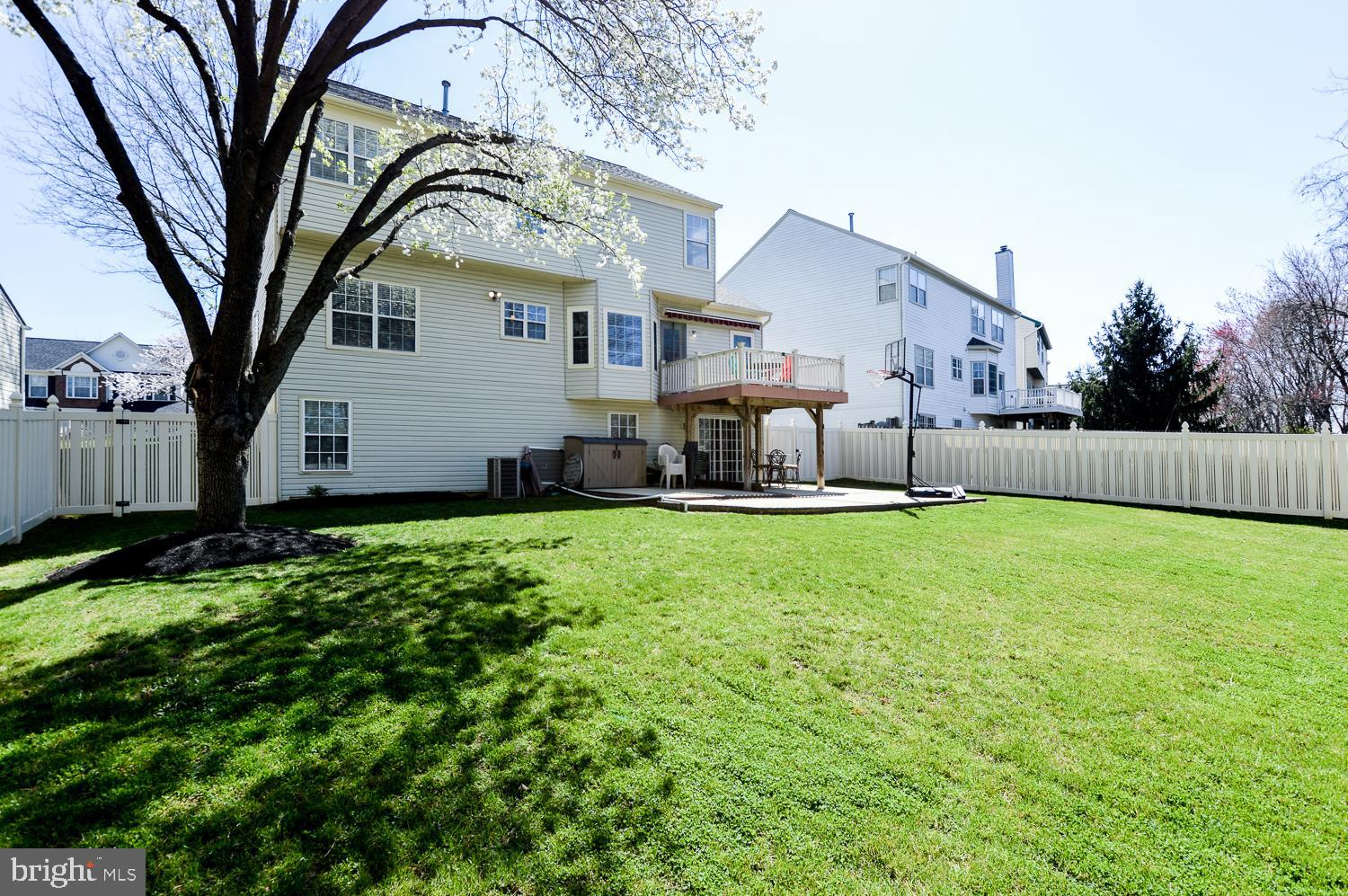 ARBOR PARK - Residential