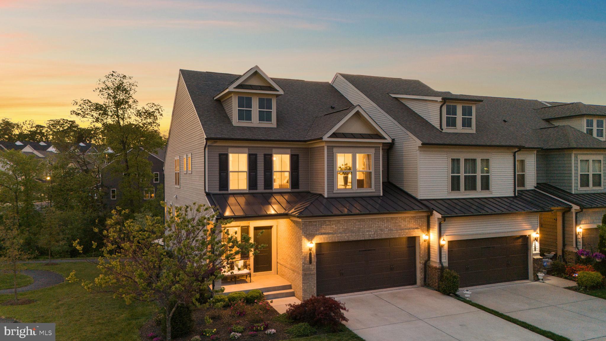 LEXINGTON 7 - Residential