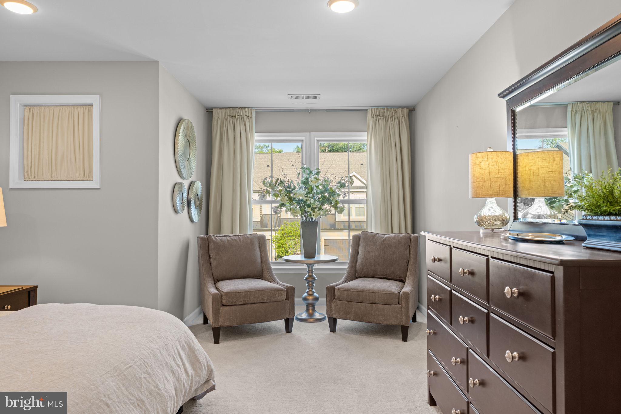 LEXINGTON 7 - Residential