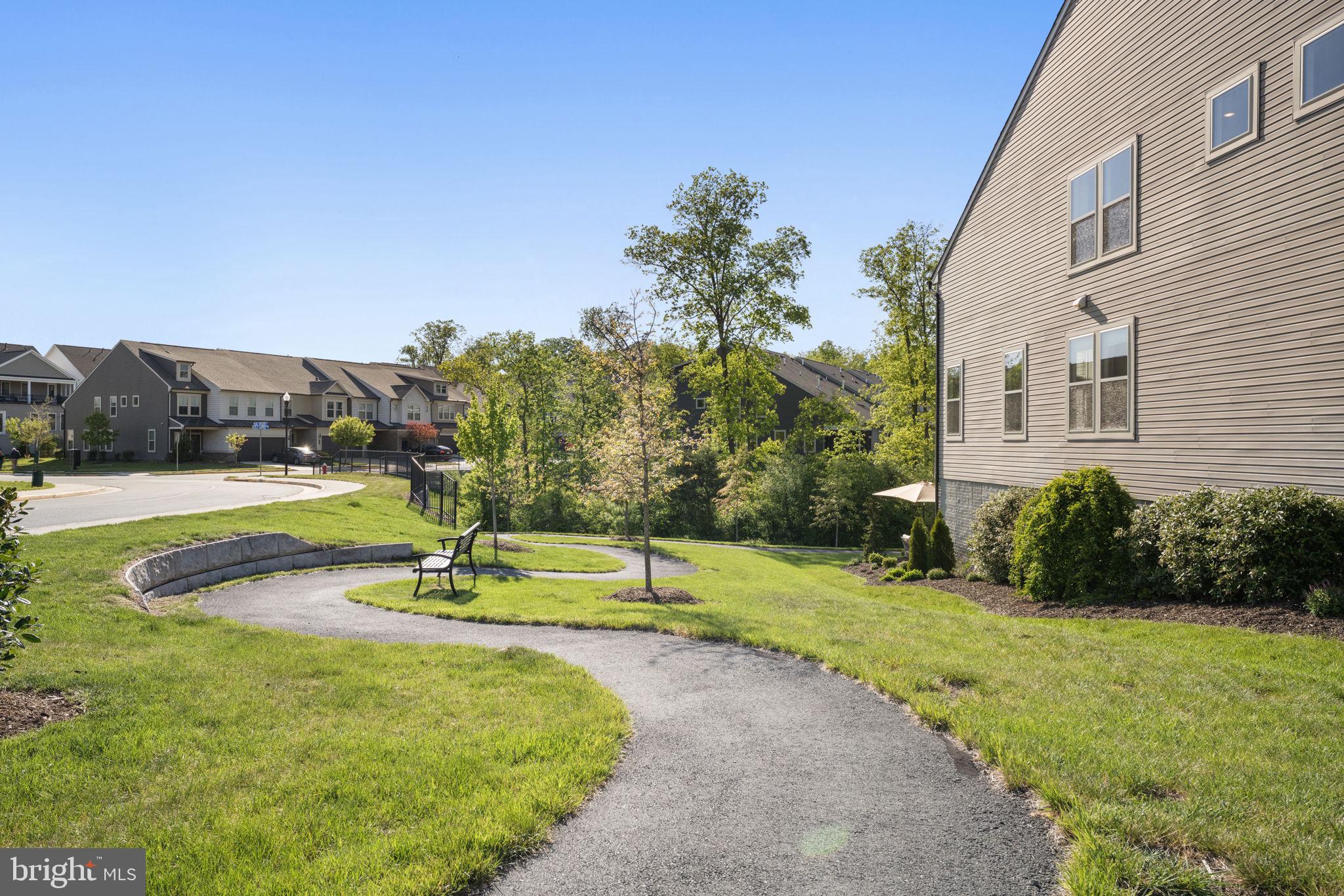 LEXINGTON 7 - Residential