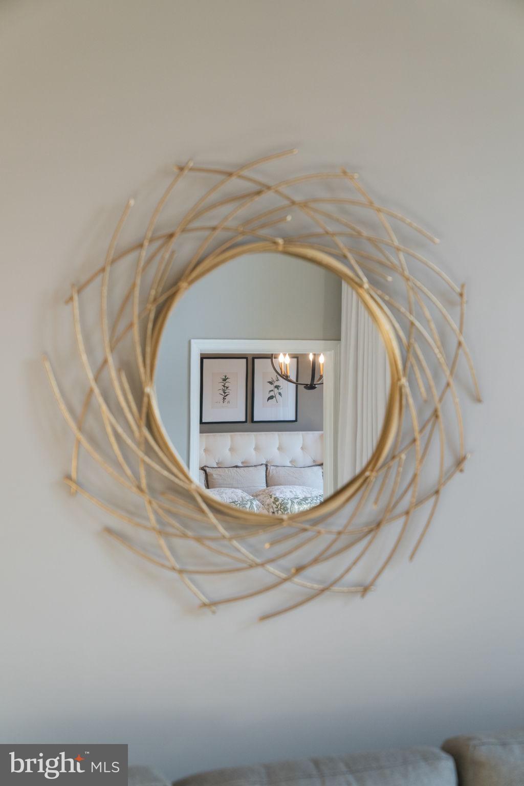 LEXINGTON 7 - Residential