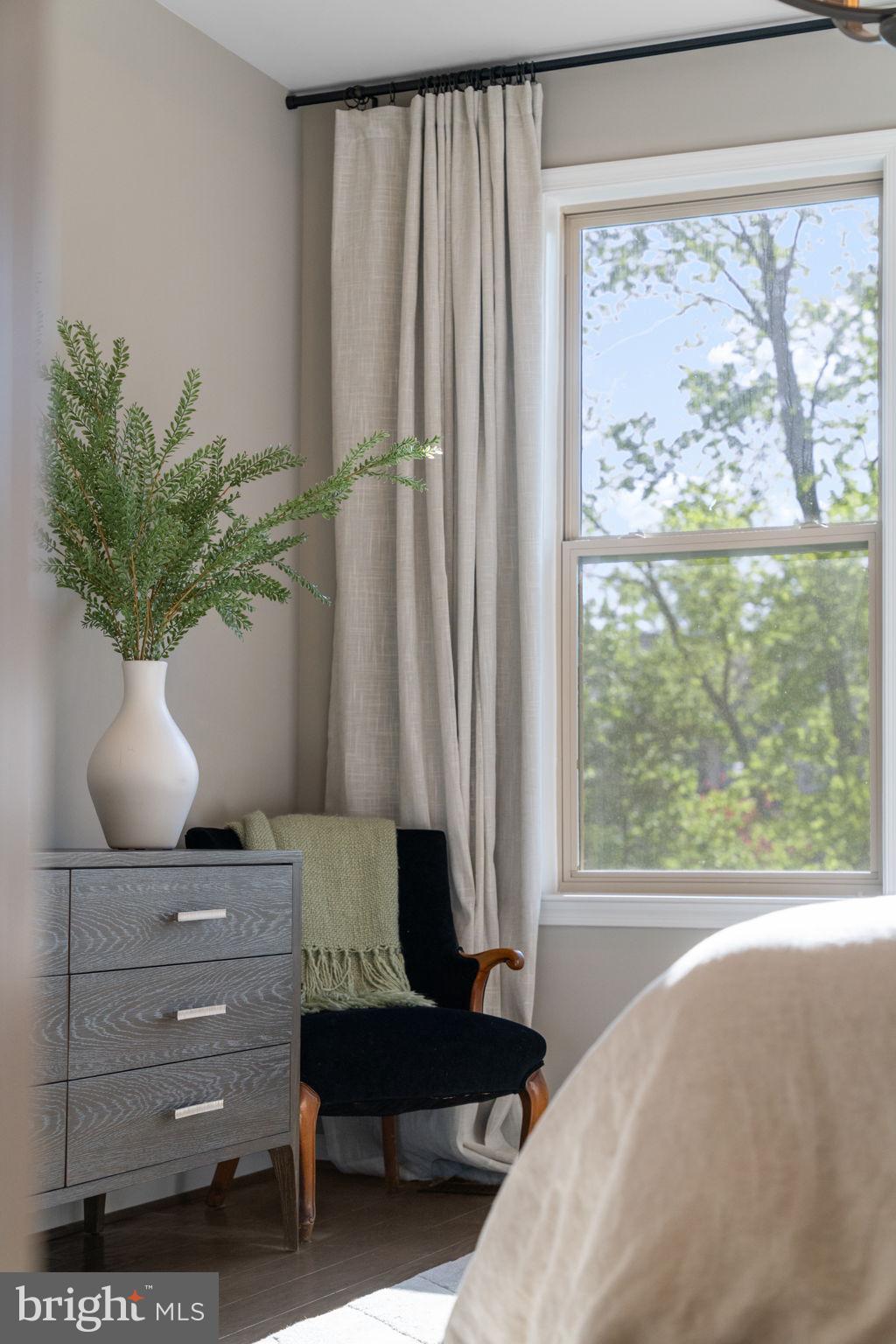 LEXINGTON 7 - Residential