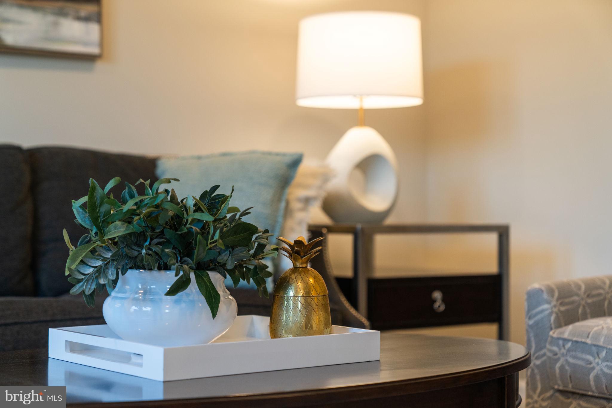 LEXINGTON 7 - Residential