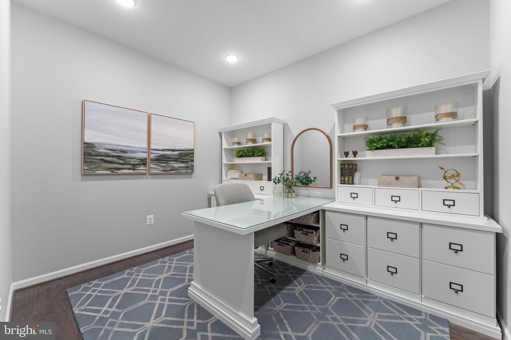LEXINGTON 7 - Residential