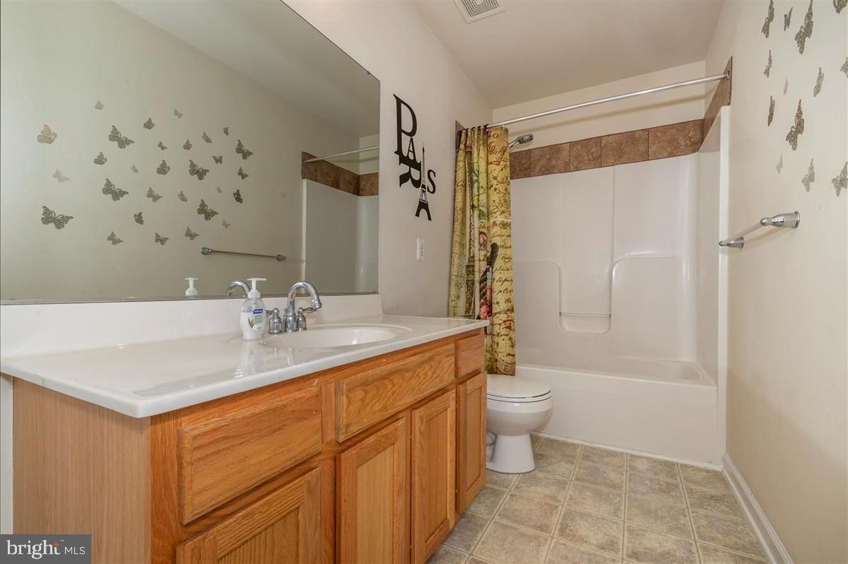 IRON BRIDGE LANDING - Residential