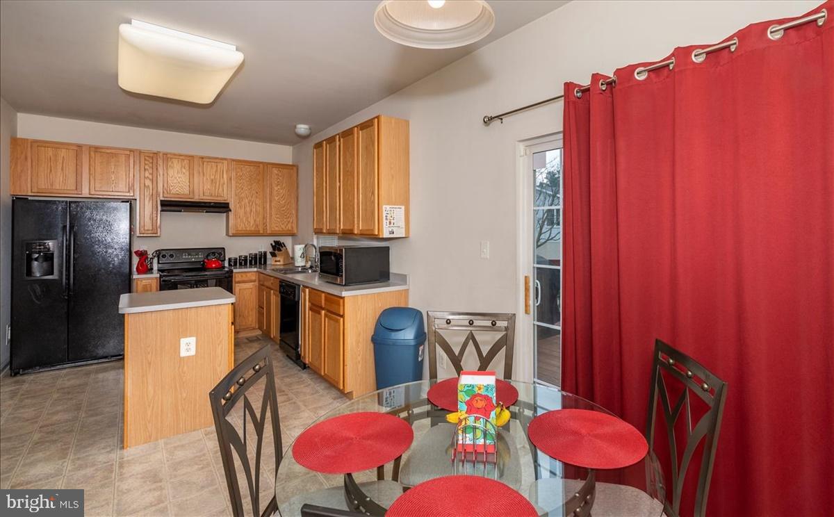 IRON BRIDGE LANDING - Residential