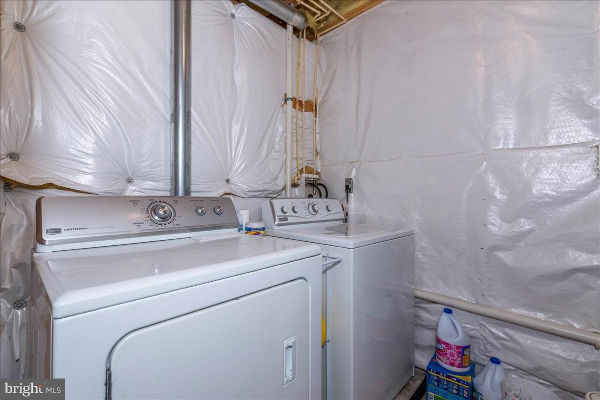 IRON BRIDGE LANDING - Residential