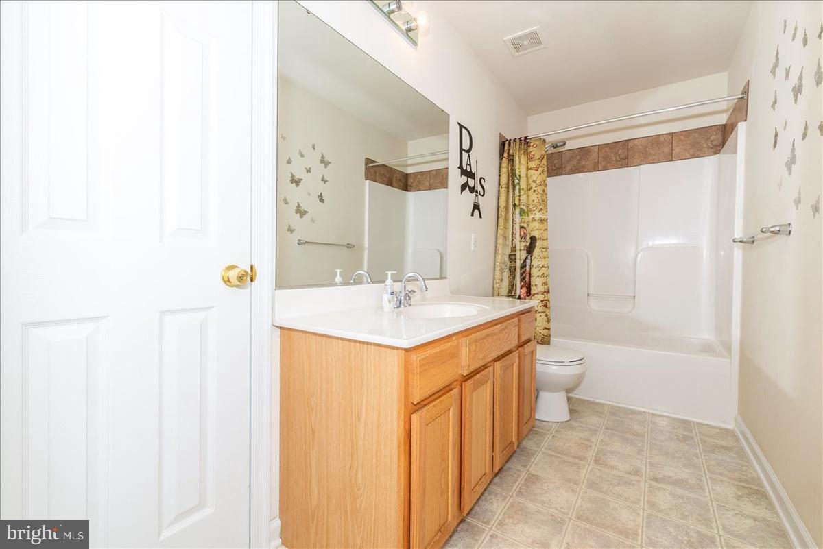 IRON BRIDGE LANDING - Residential