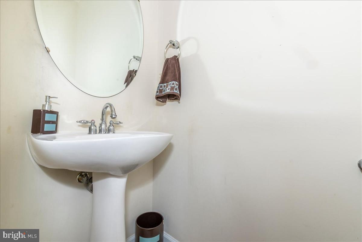 IRON BRIDGE LANDING - Residential