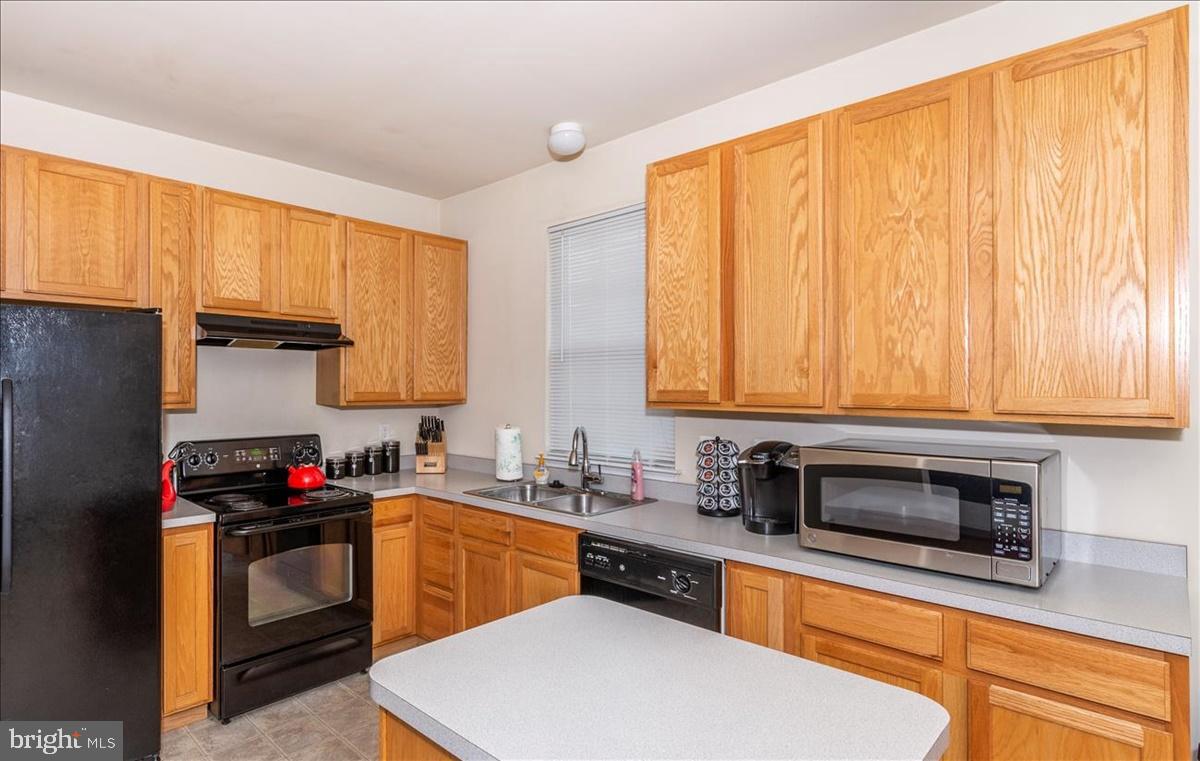 IRON BRIDGE LANDING - Residential