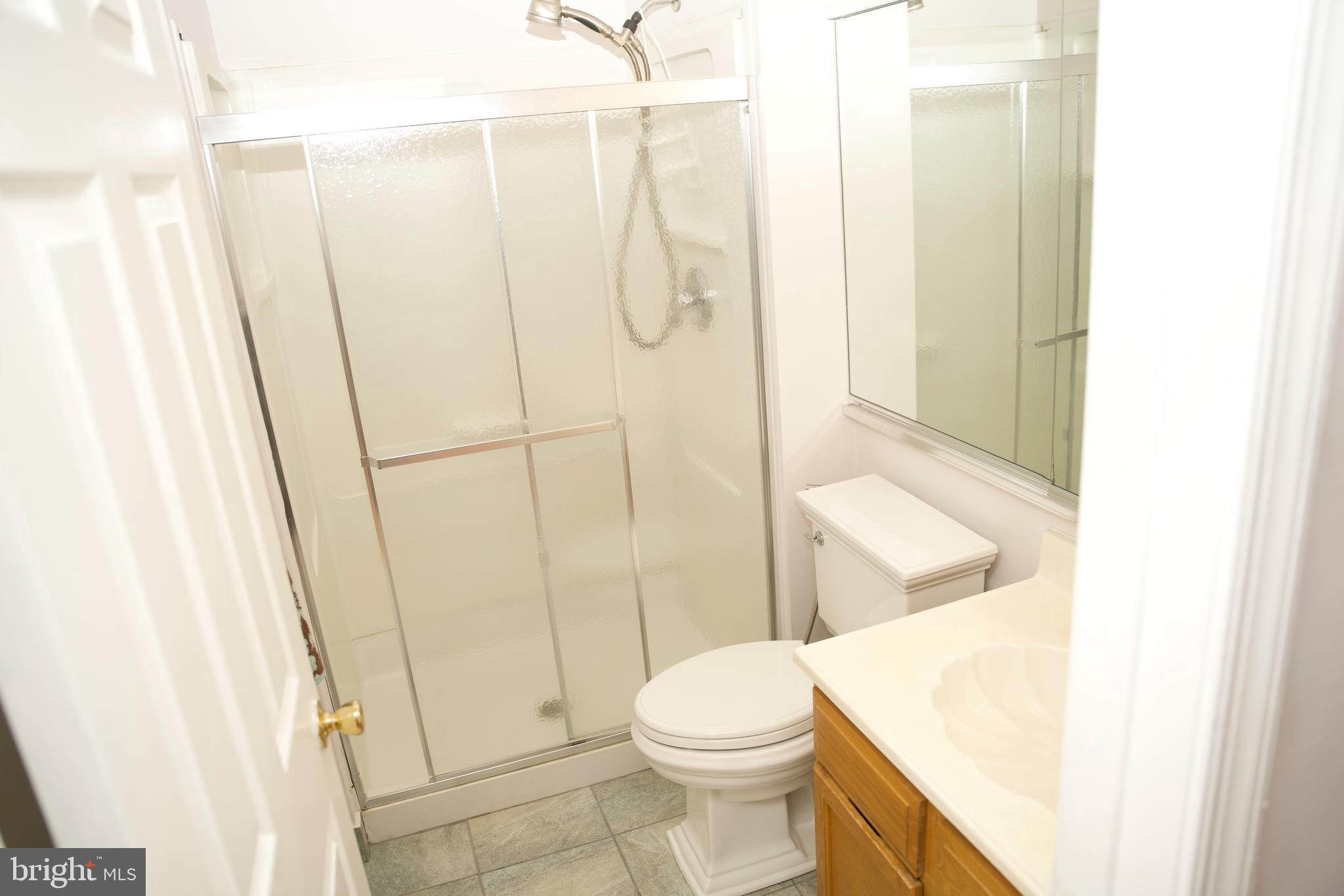 COUNTRY BEND - Residential