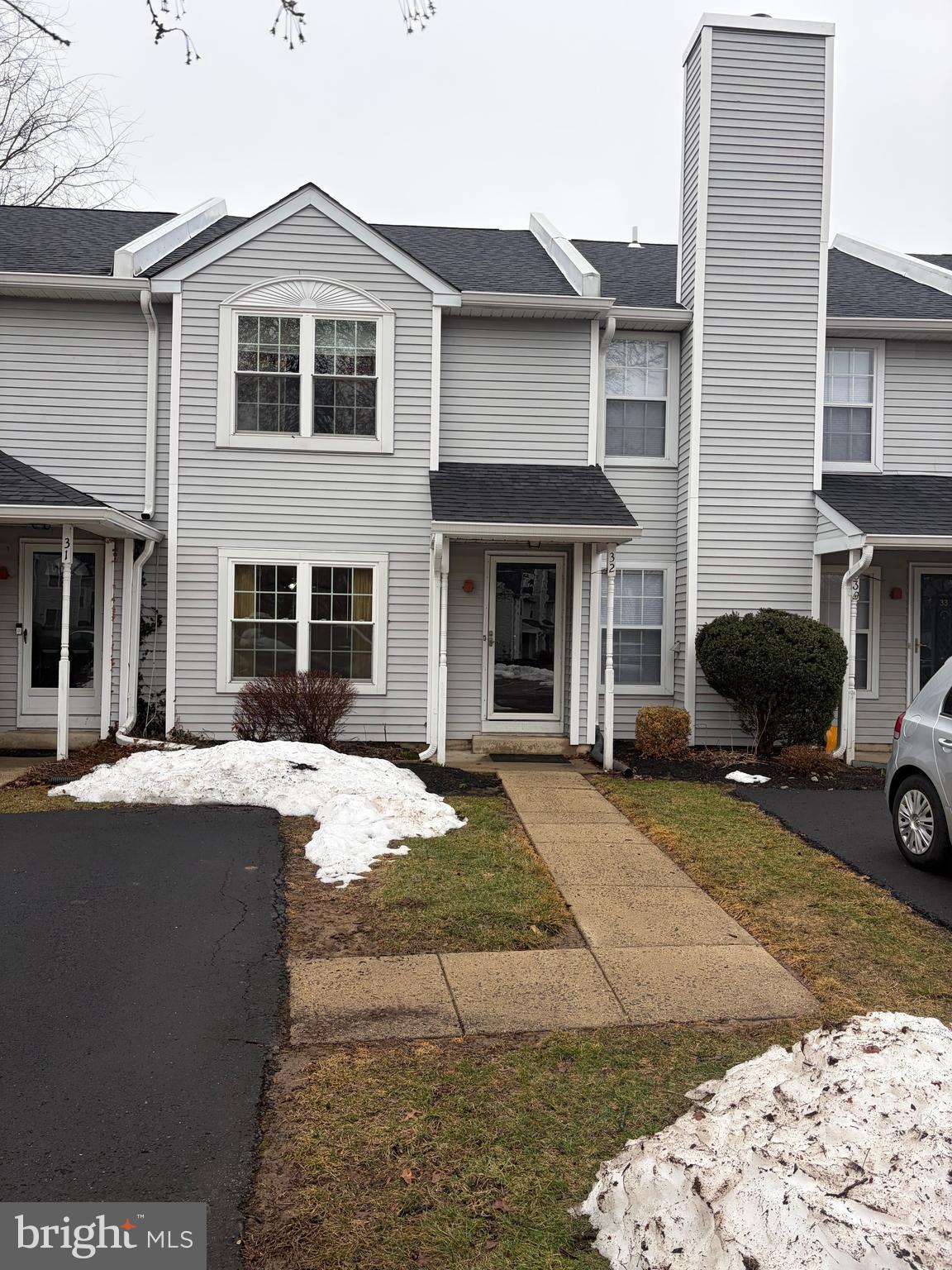 COUNTRY BEND - Residential