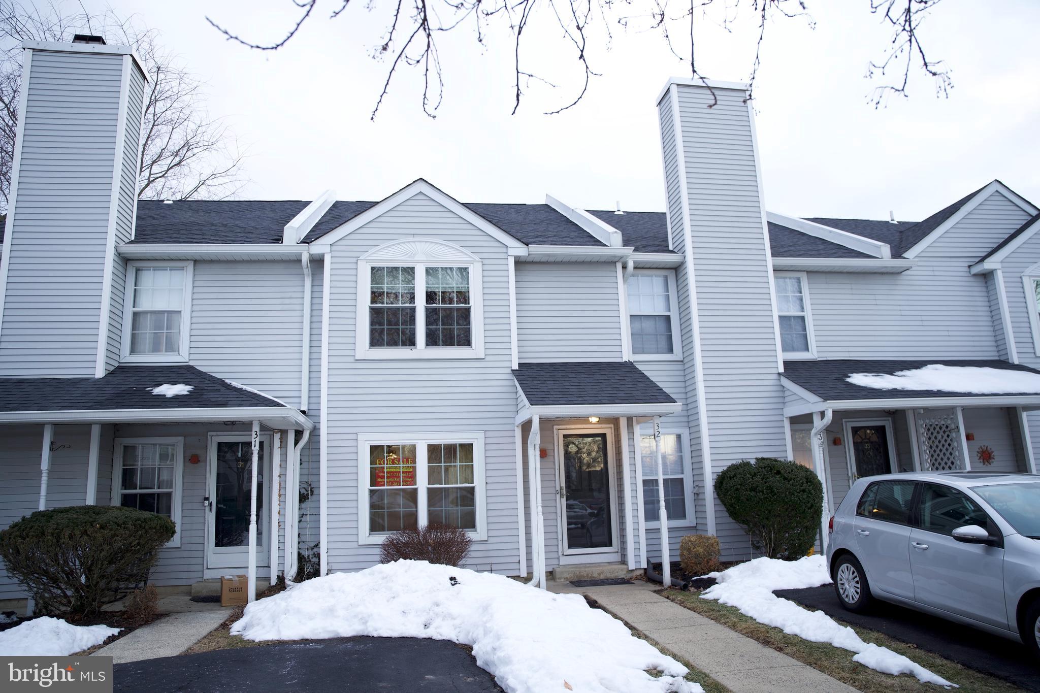 COUNTRY BEND - Residential