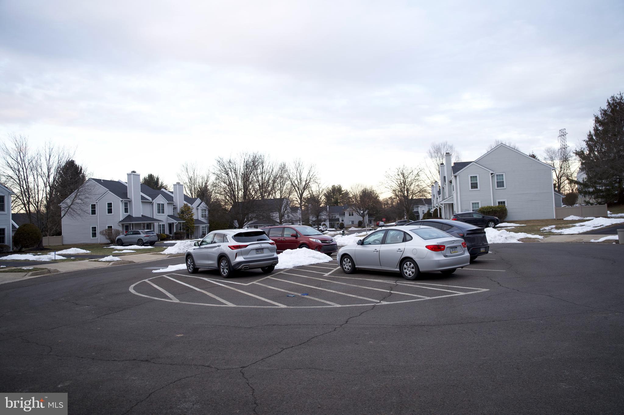 COUNTRY BEND - Residential