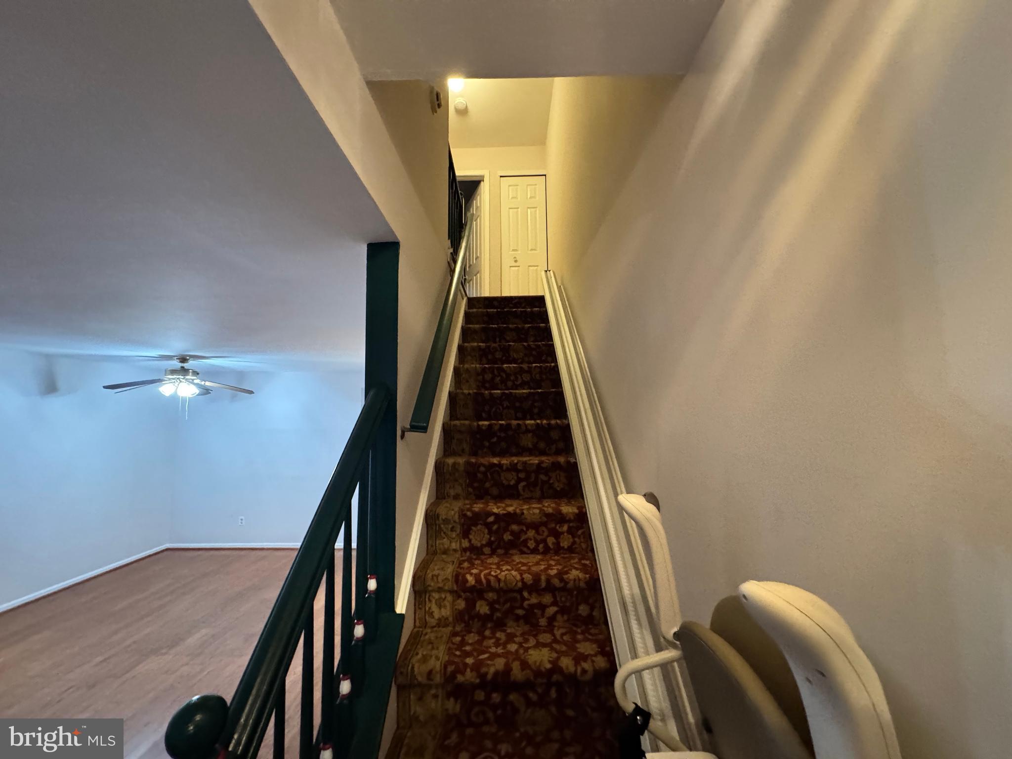 COUNTRY BEND - Residential