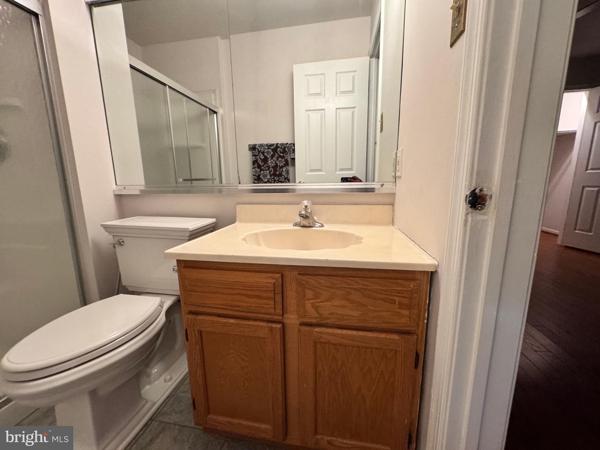 COUNTRY BEND - Residential