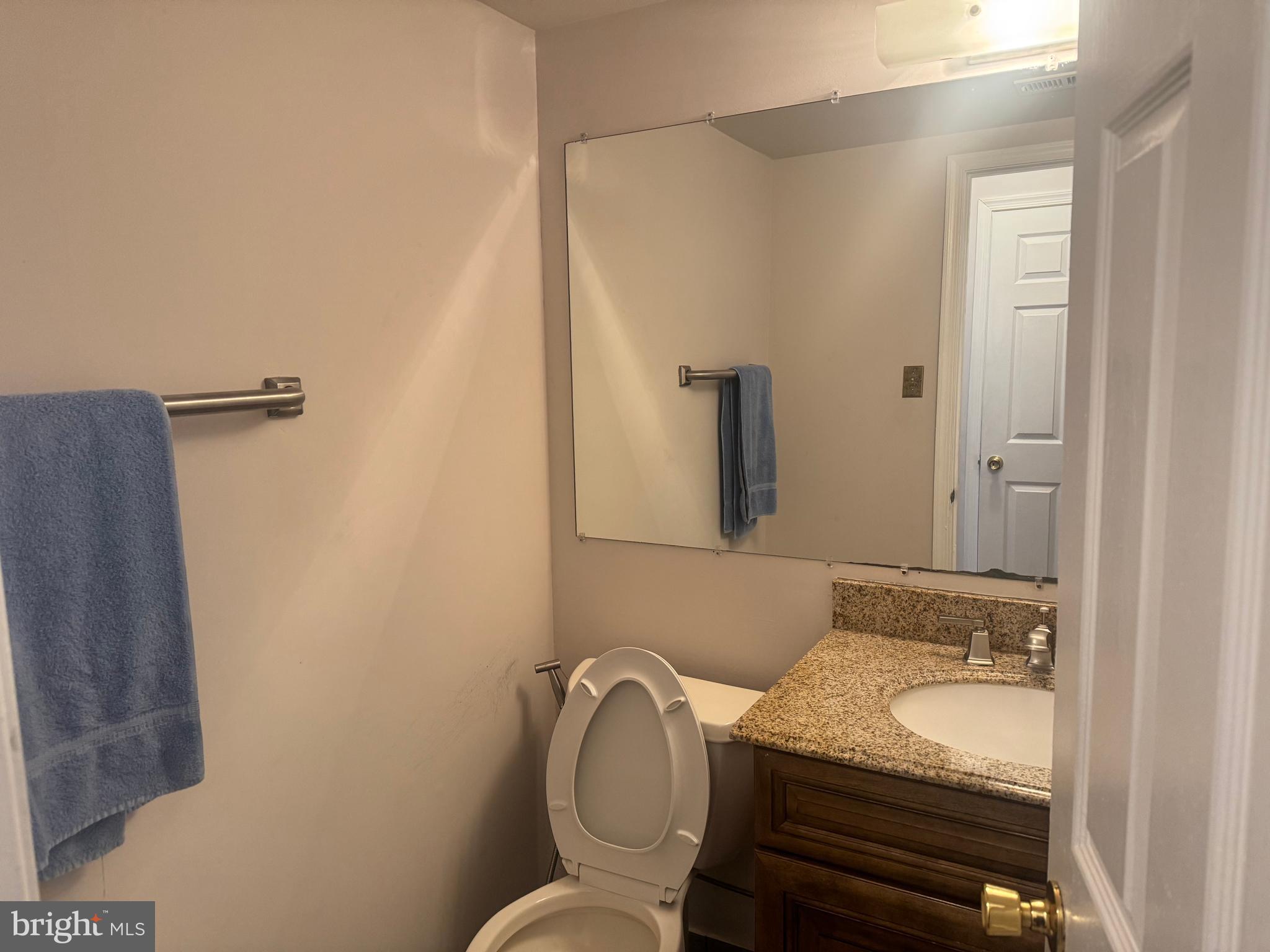 COUNTRY BEND - Residential