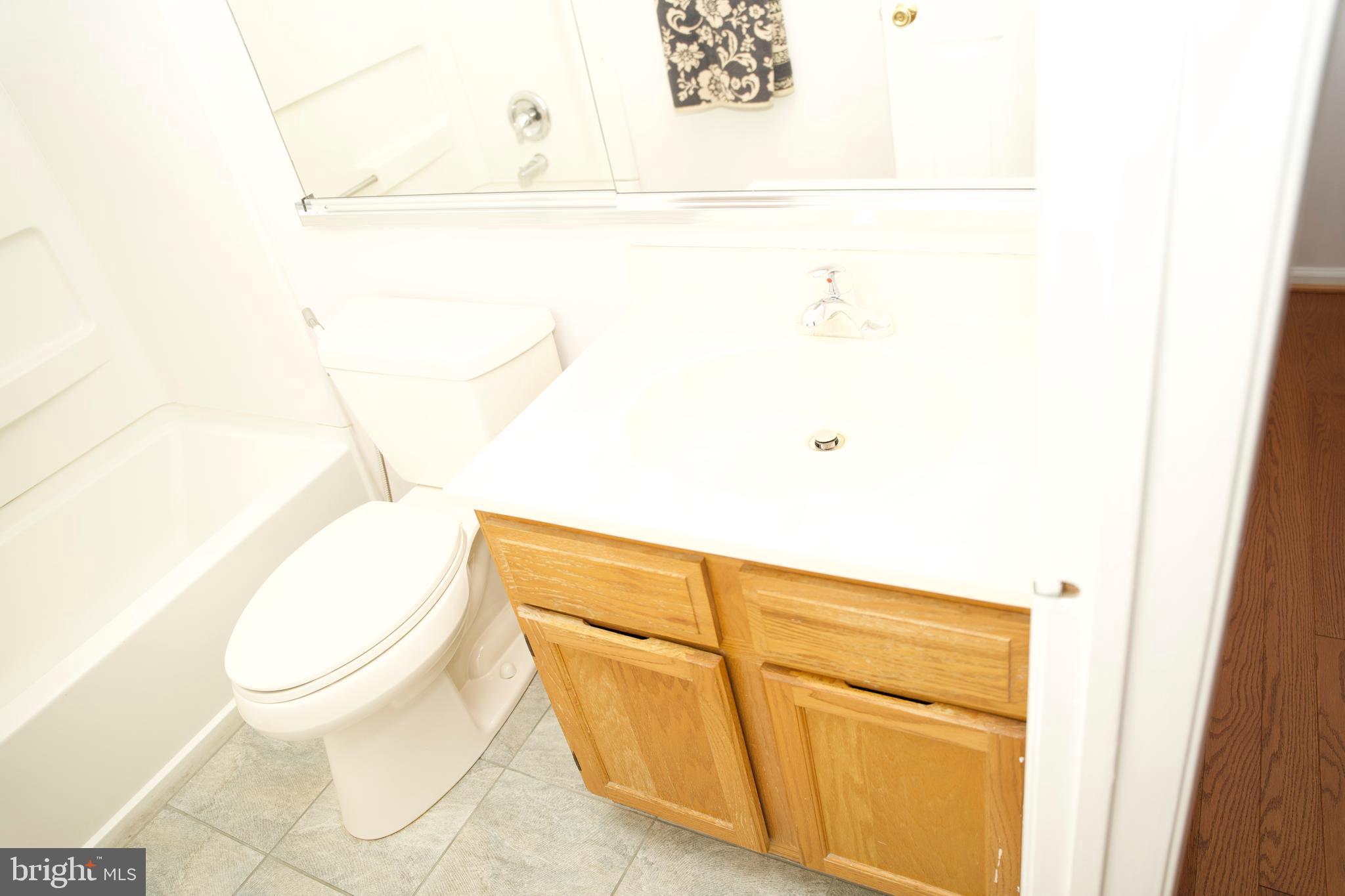 COUNTRY BEND - Residential