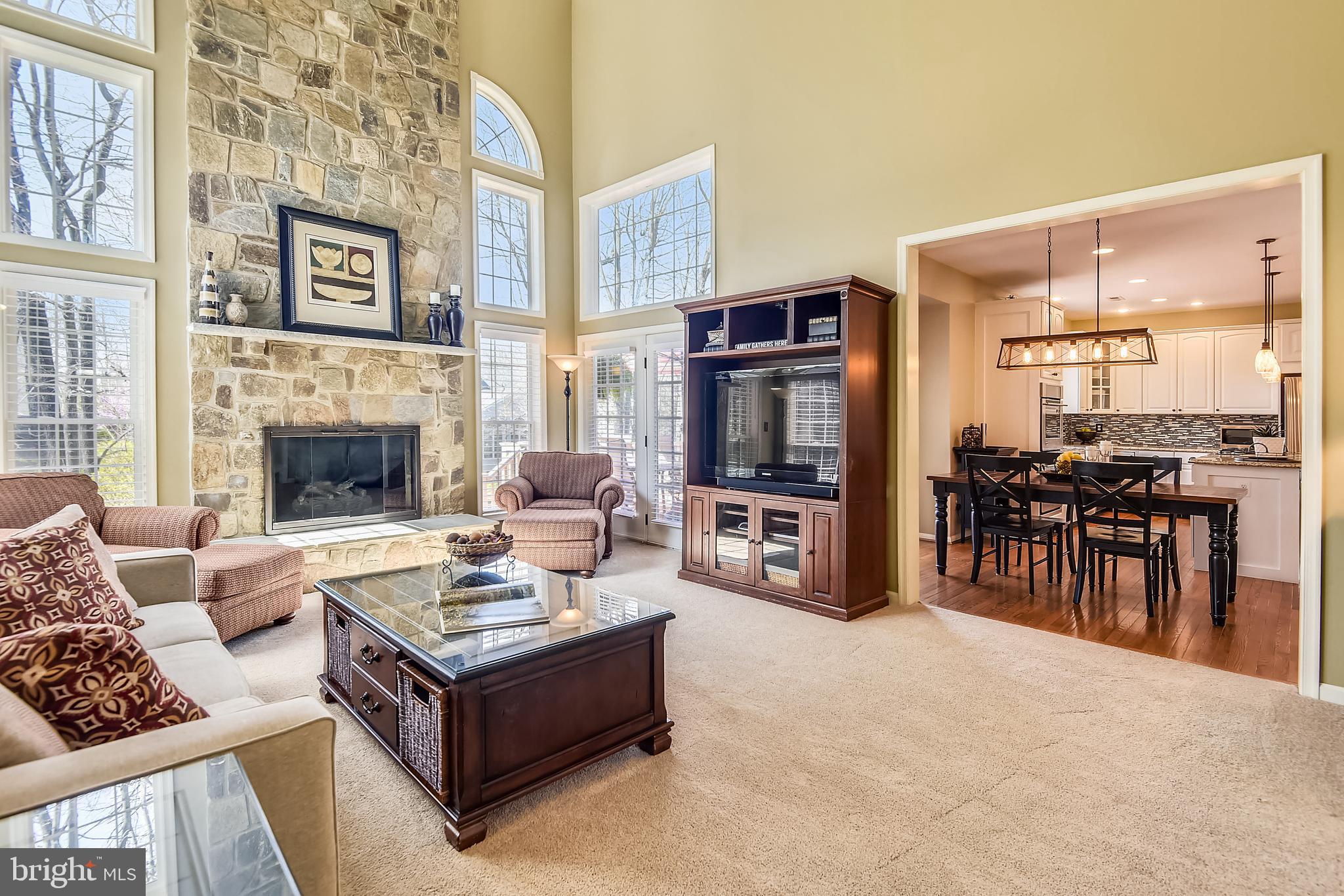 MONROE MANOR - Residential