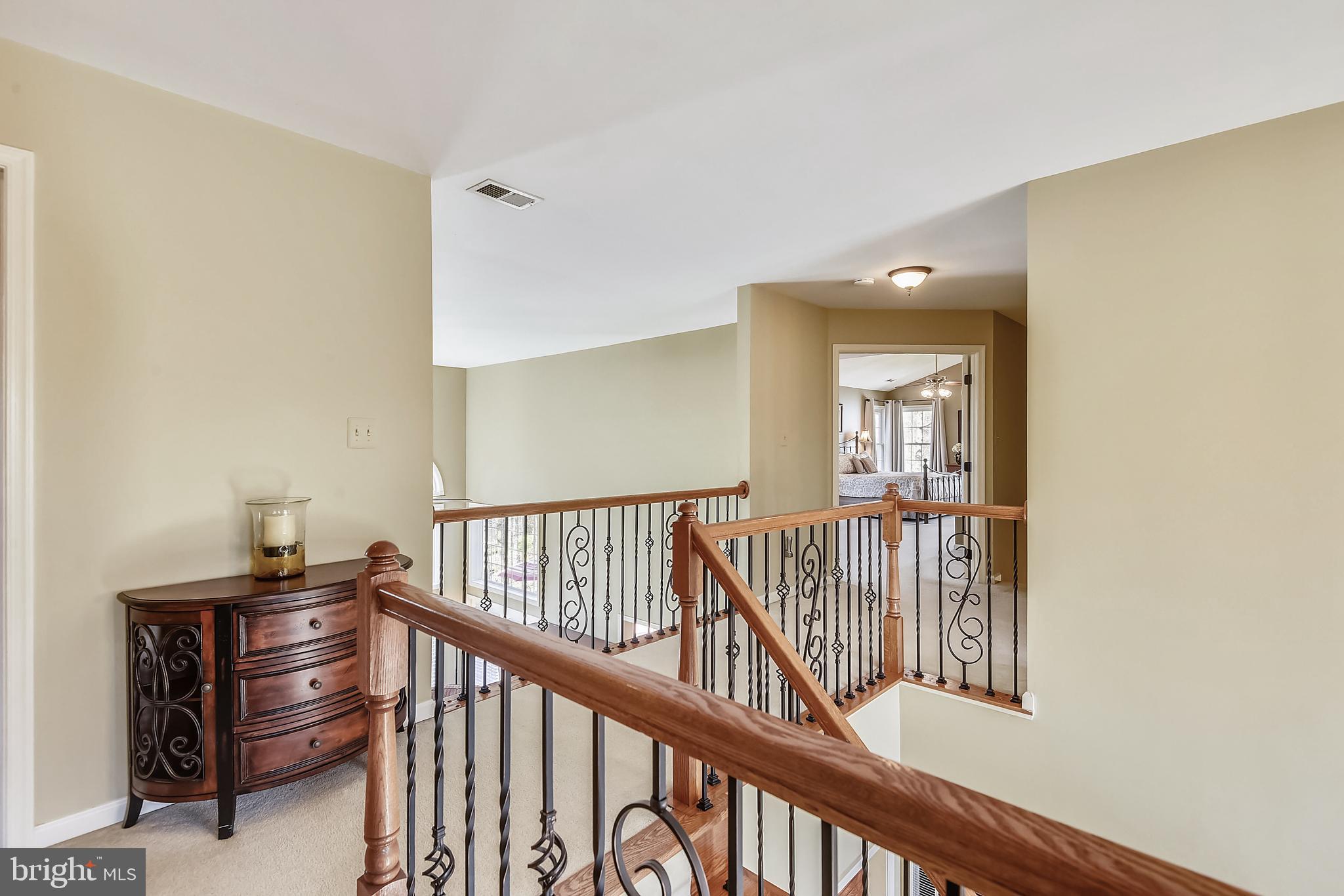 MONROE MANOR - Residential