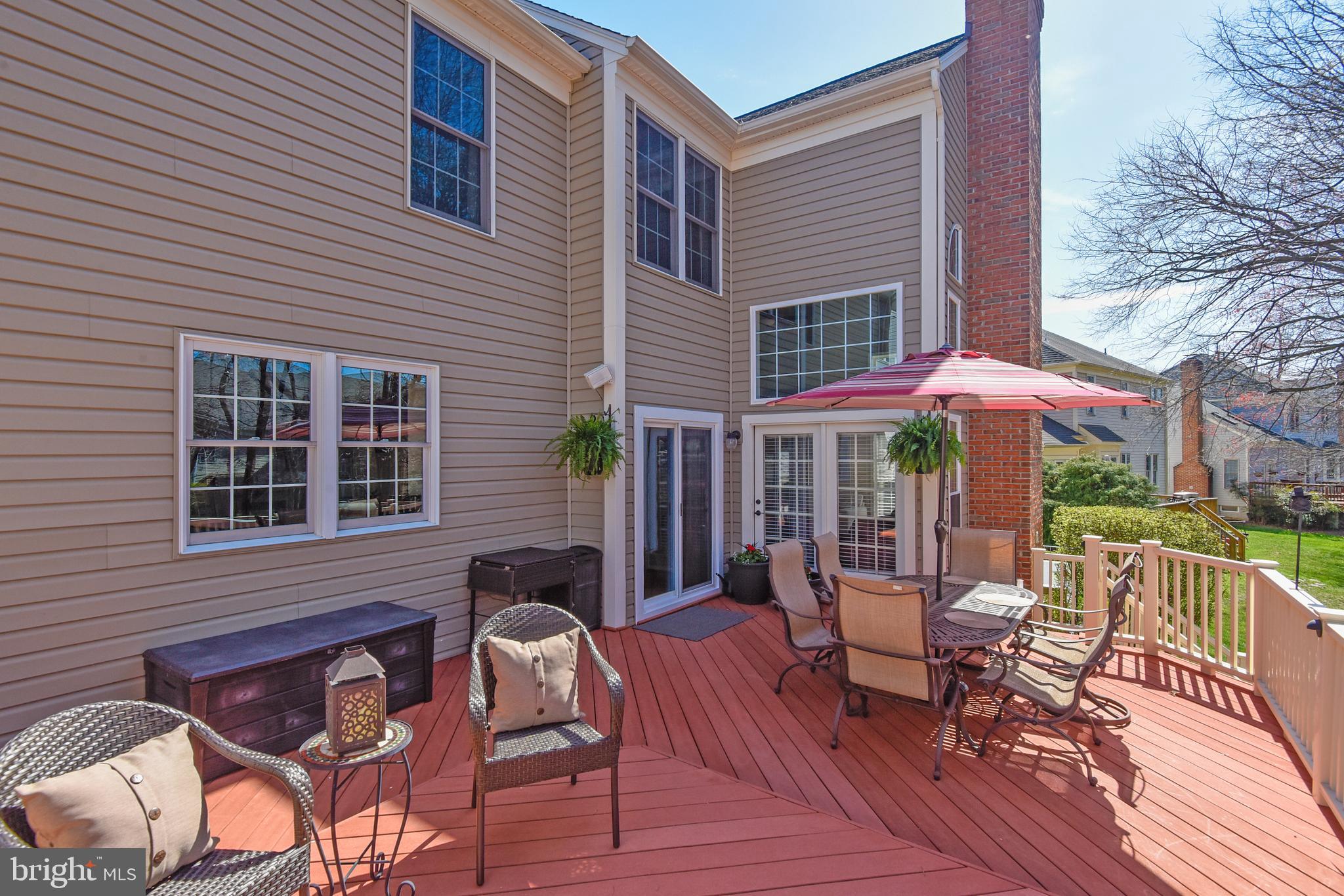 MONROE MANOR - Residential