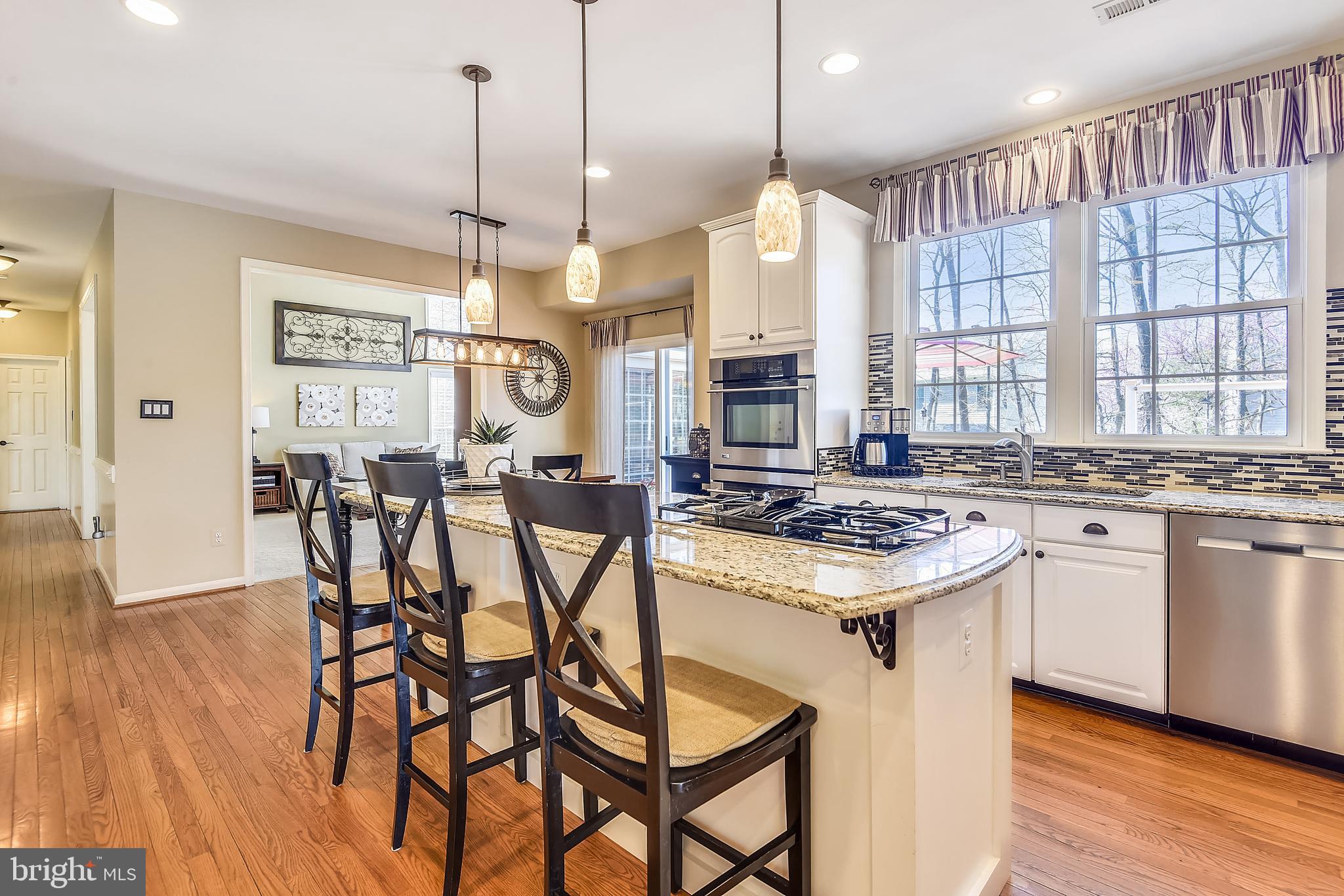 MONROE MANOR - Residential