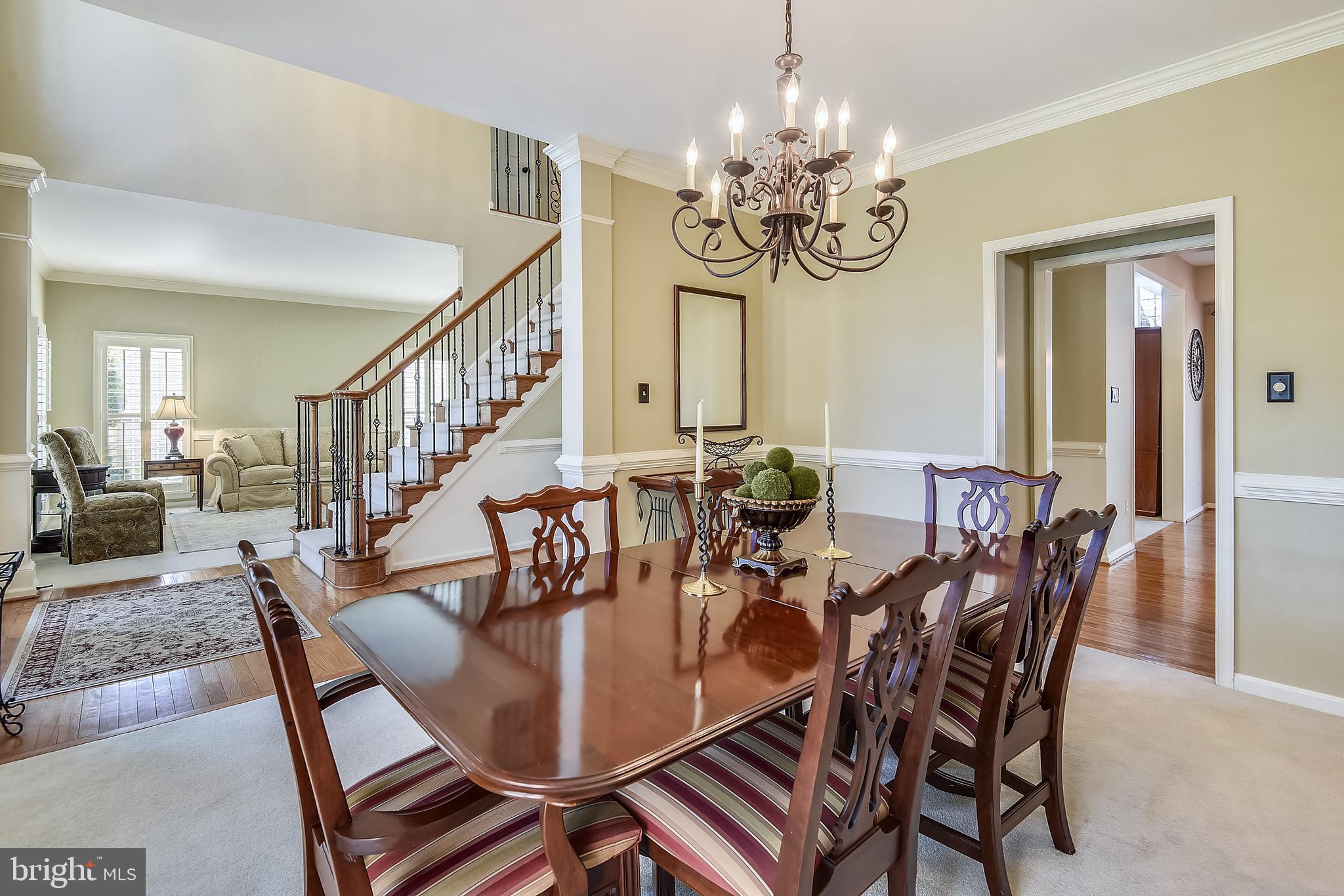 MONROE MANOR - Residential