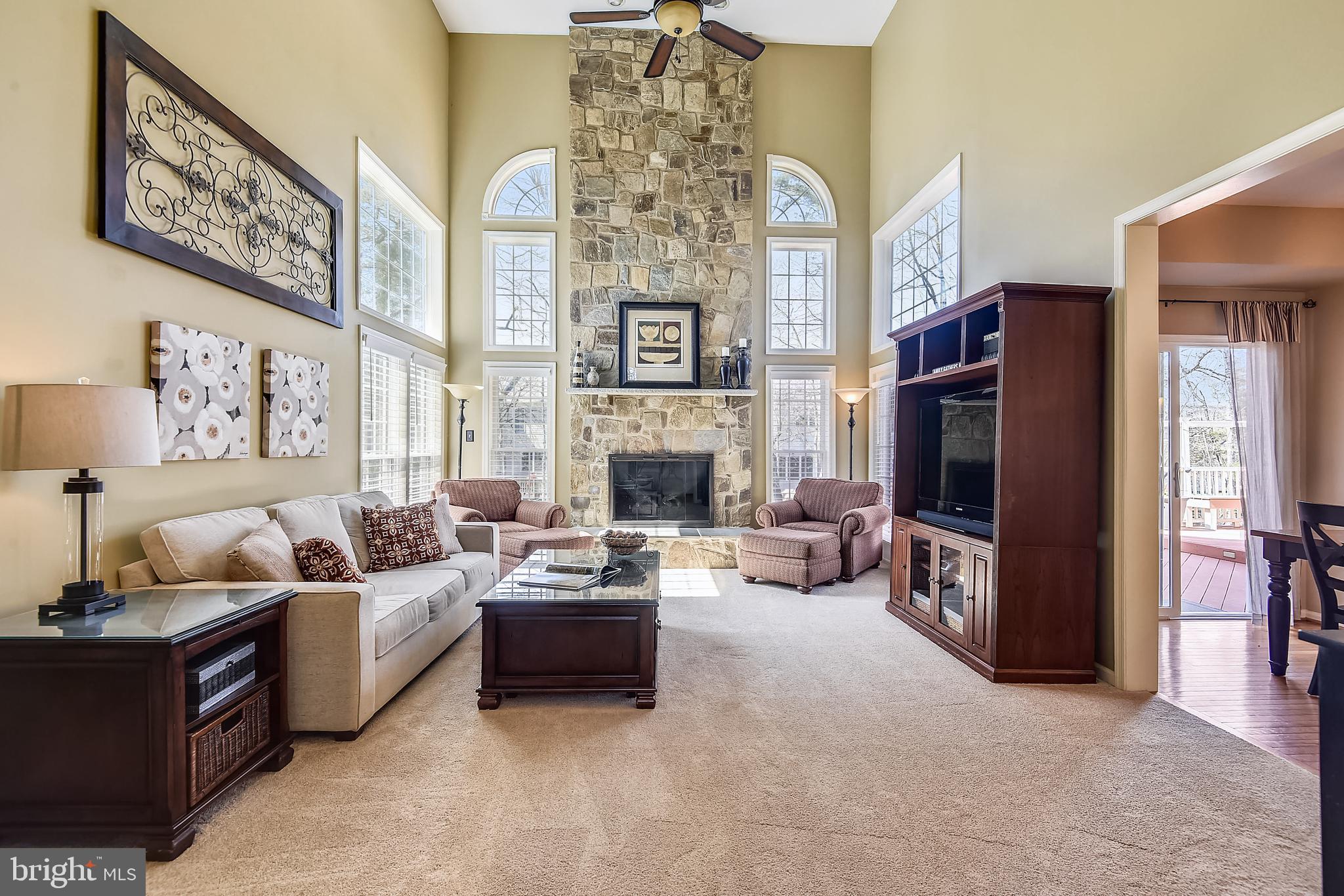 MONROE MANOR - Residential