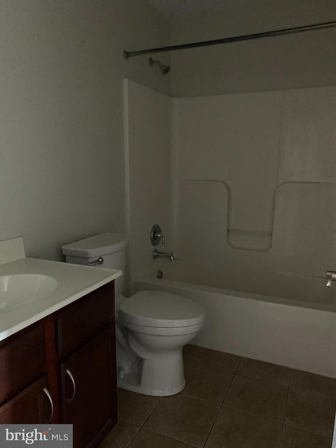 TIMBERLAKE TERRACE - Residential Lease