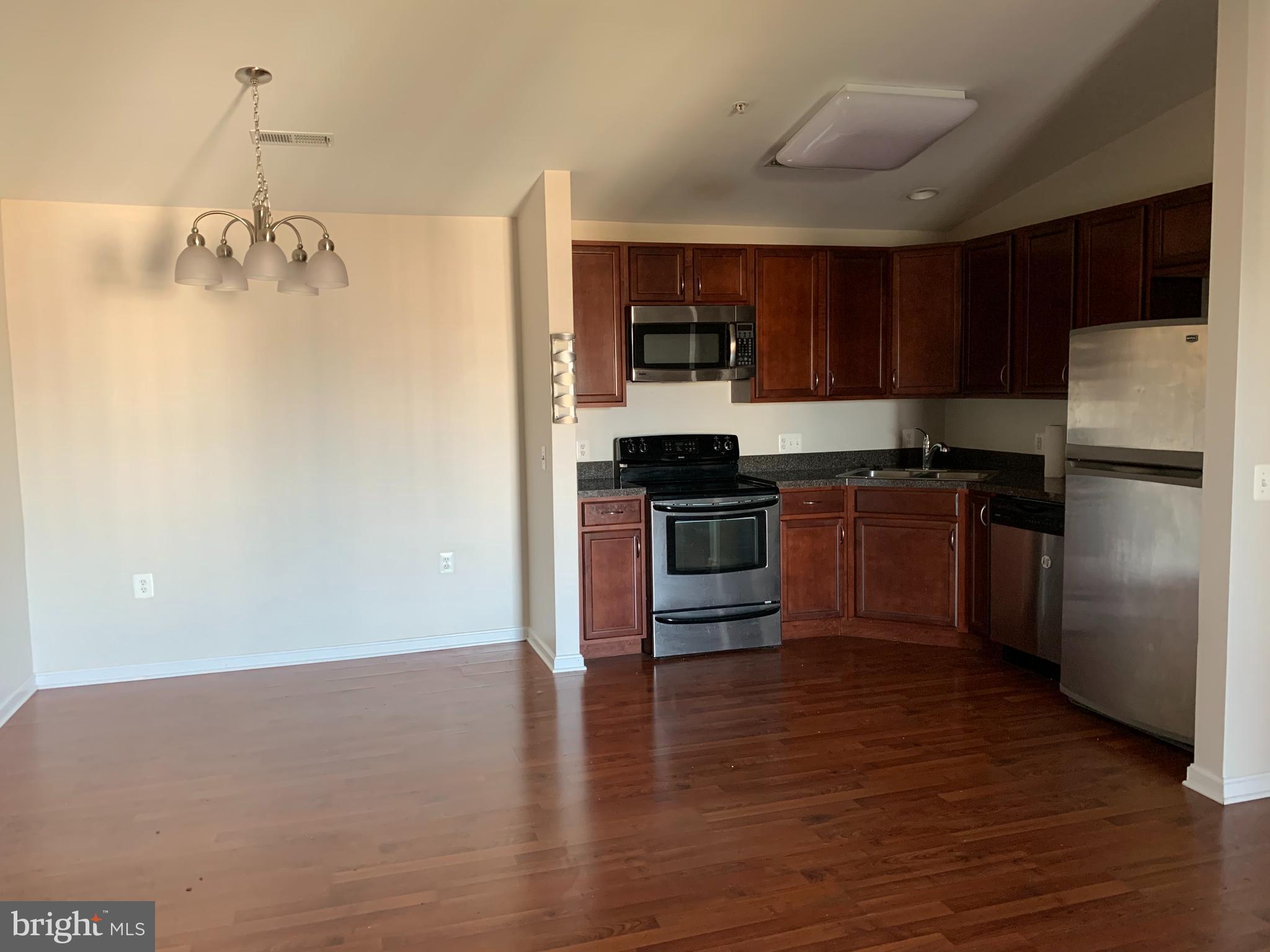 TIMBERLAKE TERRACE - Residential Lease