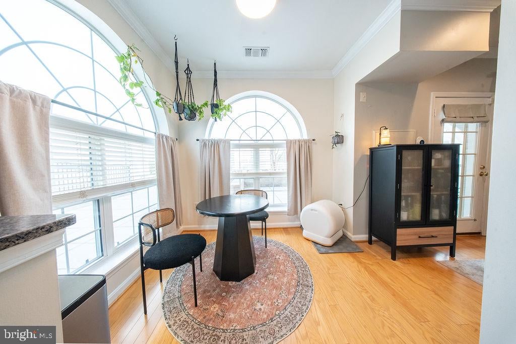 4550 STRUTFIELD LANE 2115